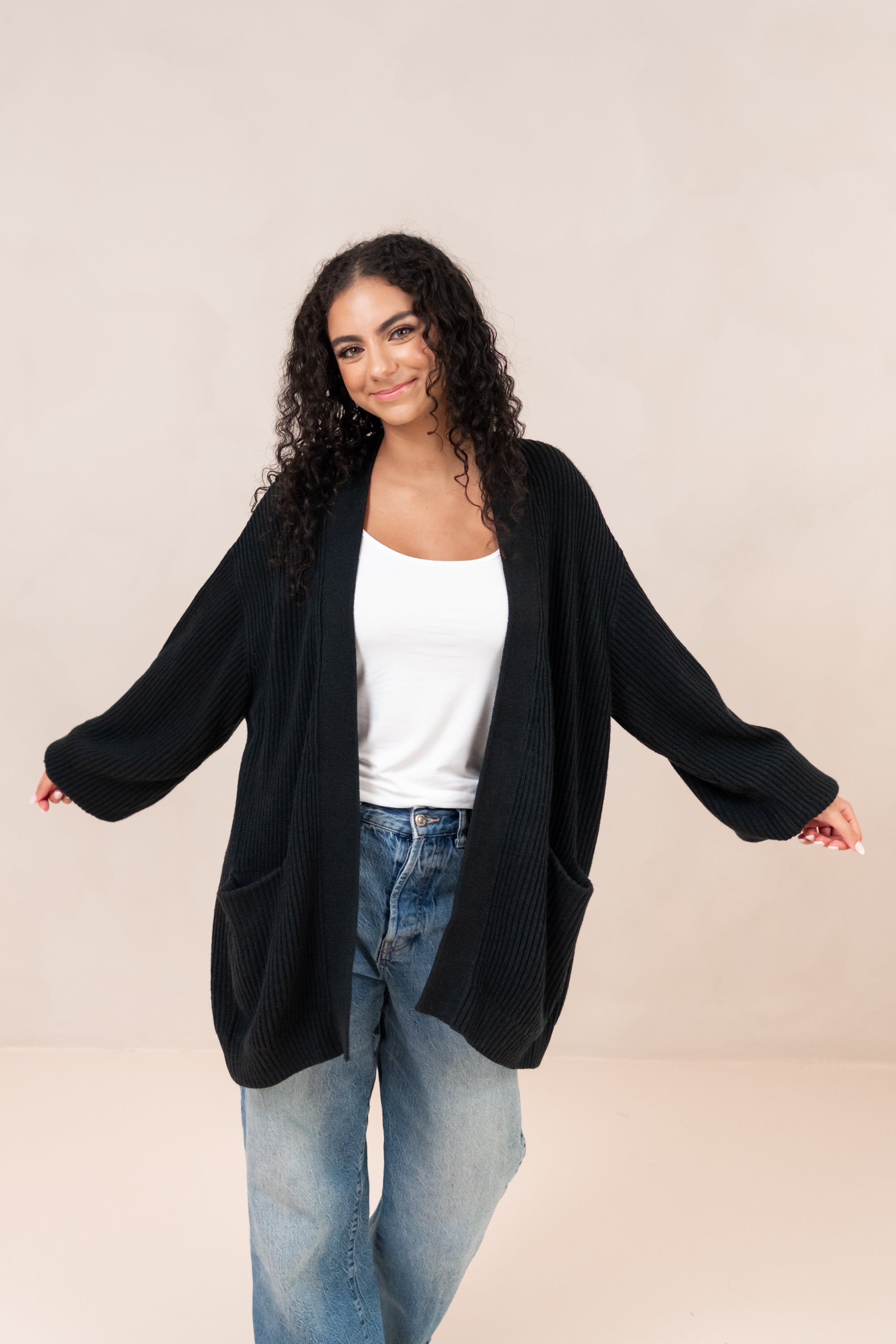 DIANTE BULKY KNIY OVER CARDIGAN【新品】 Chunky Knit Women's Oversized Cardigan in Oat | Kyte Baby