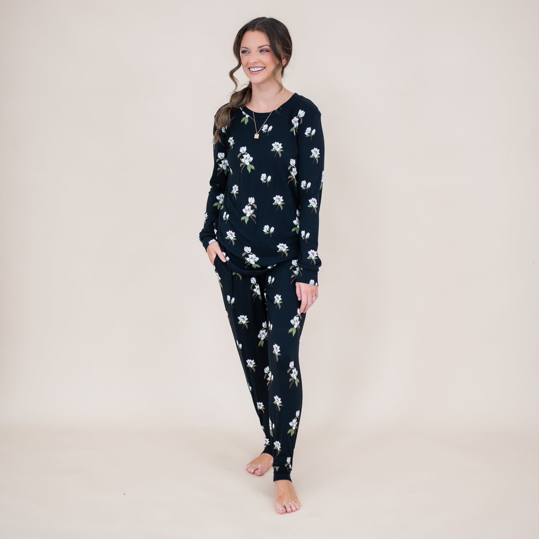 Women's Jogger Pajama Set in Big Midnight Magnolia