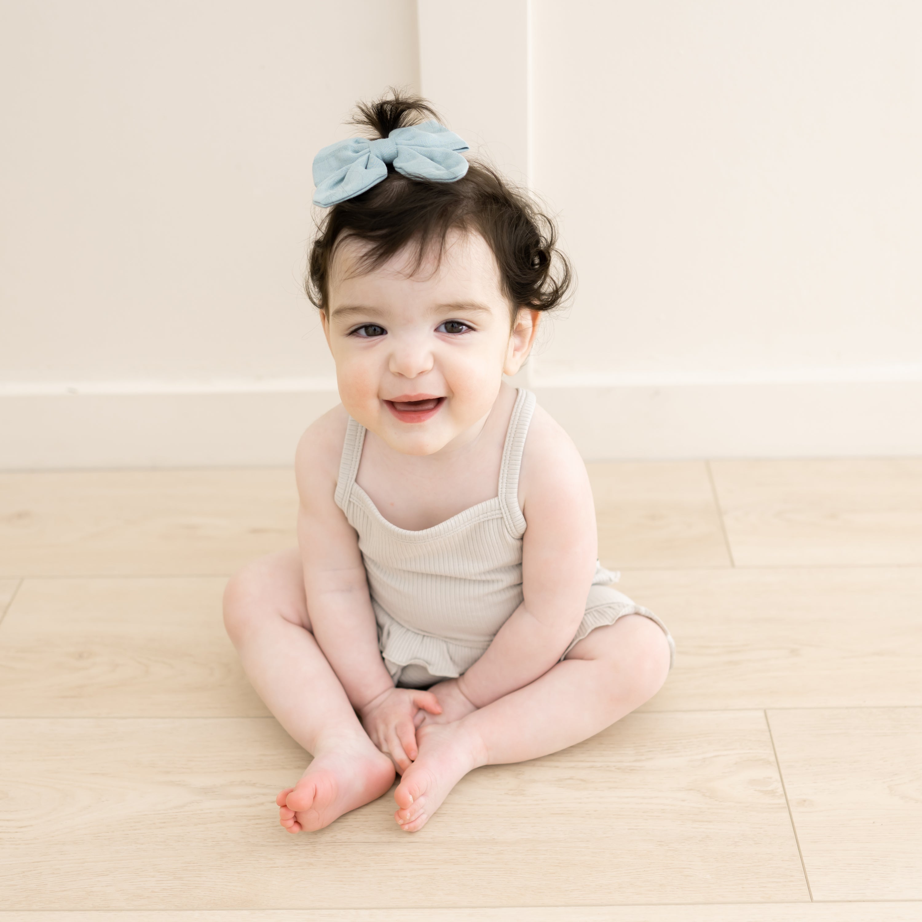 Bamboo Muslin Alligator Clip Bow in Mist