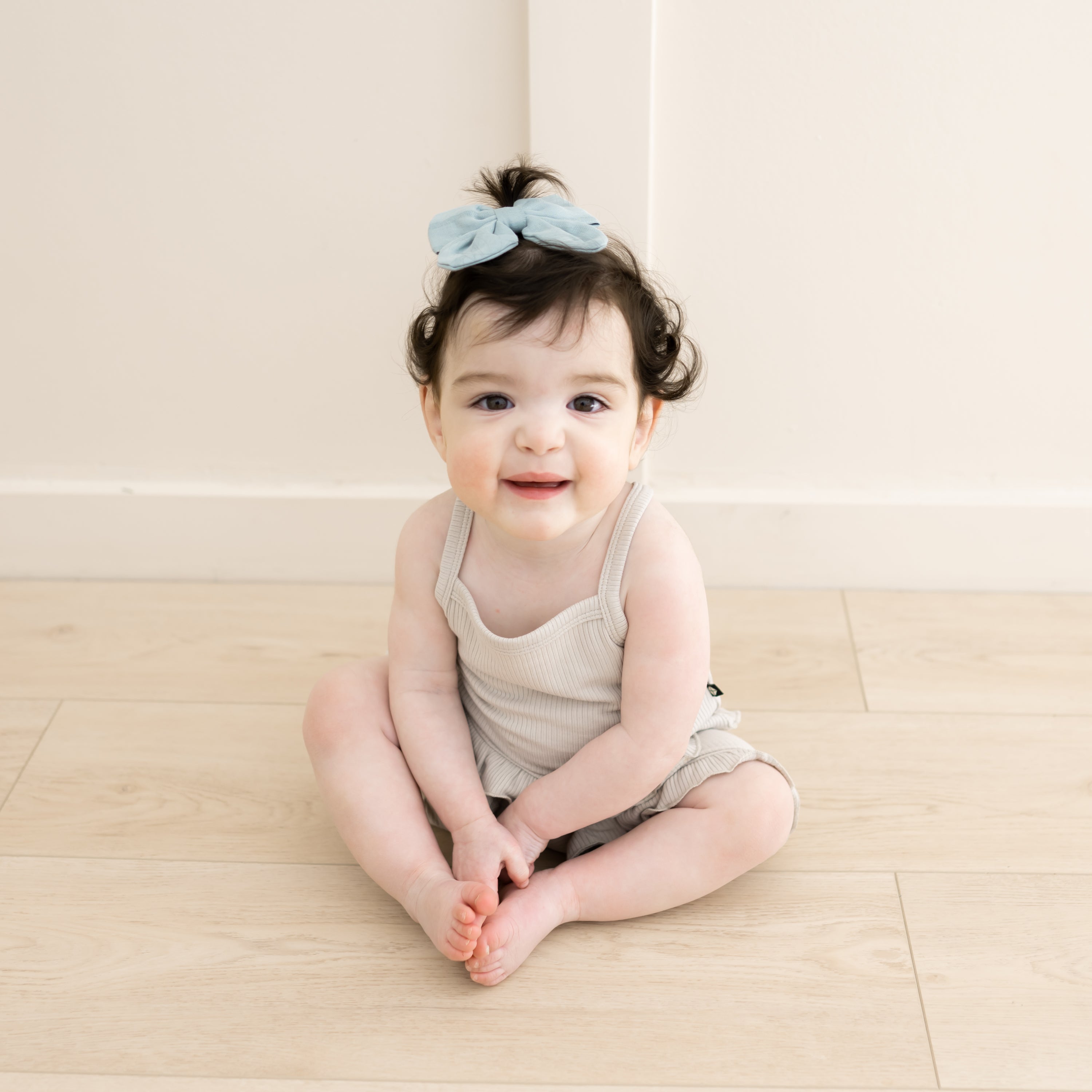 Bamboo Muslin Alligator Clip Bow in Mist