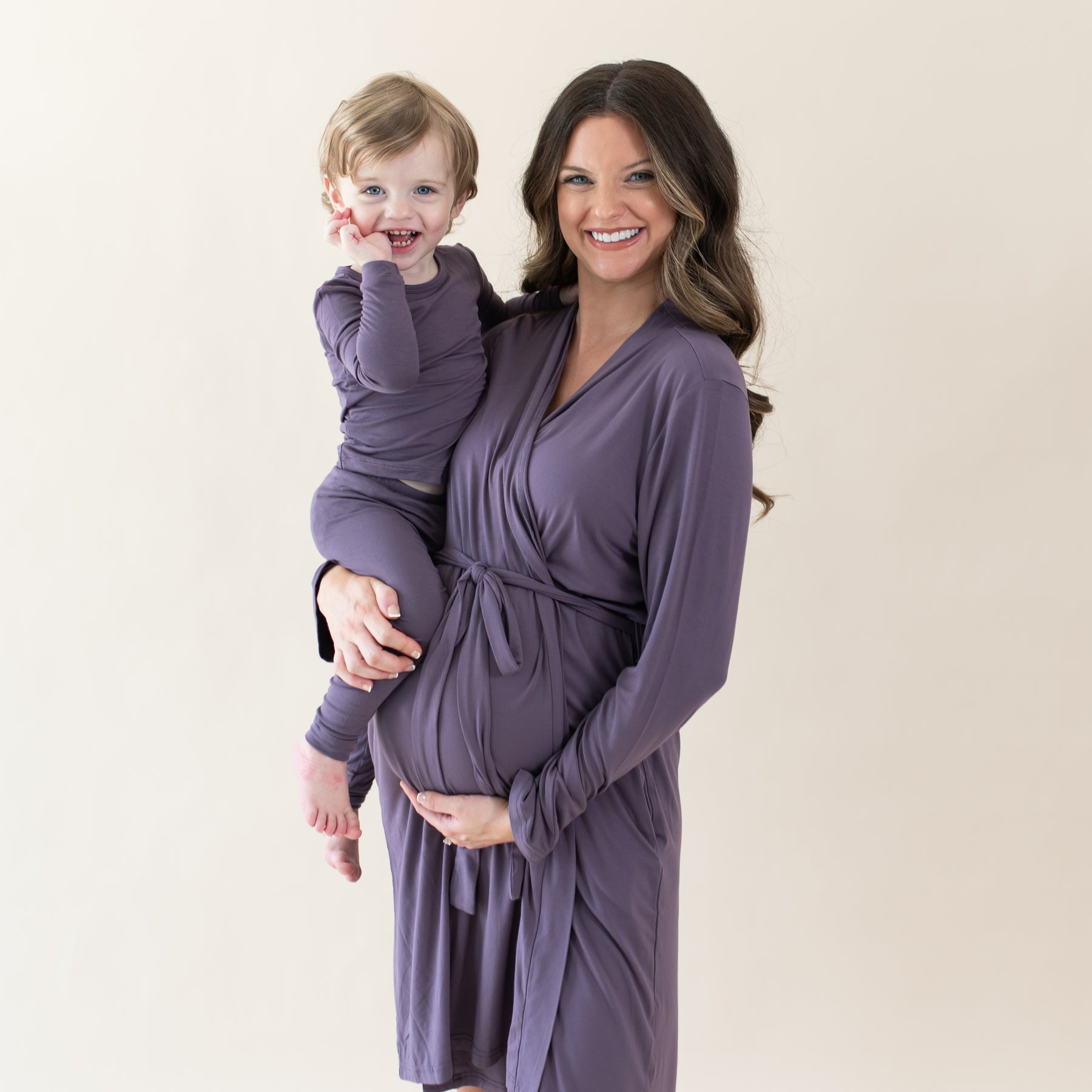 Women’s Lounge Robe in Currant