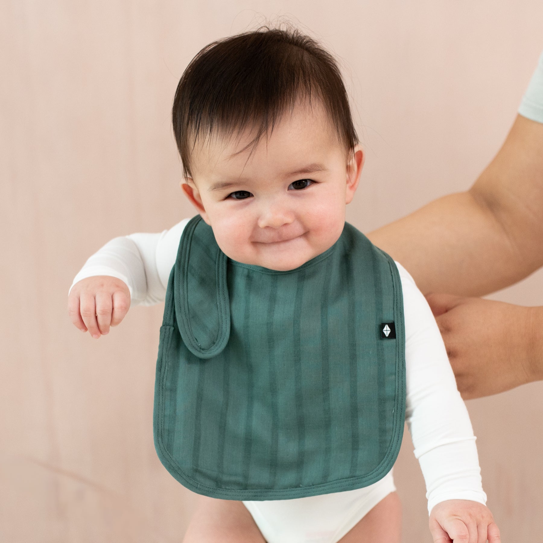 Bamboo Muslin Bib in Pine