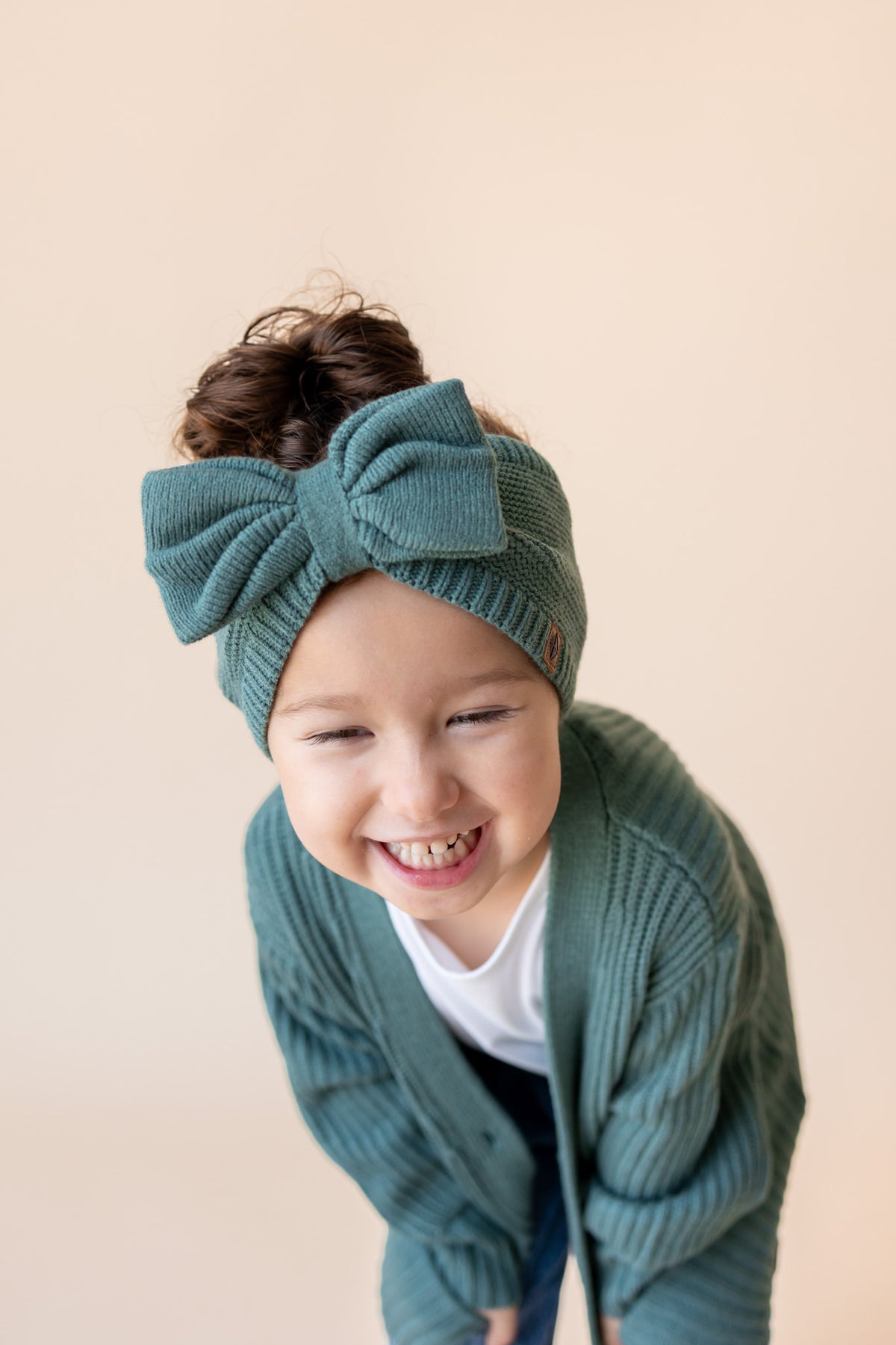 Chunky Knit Bow Headband in Pine