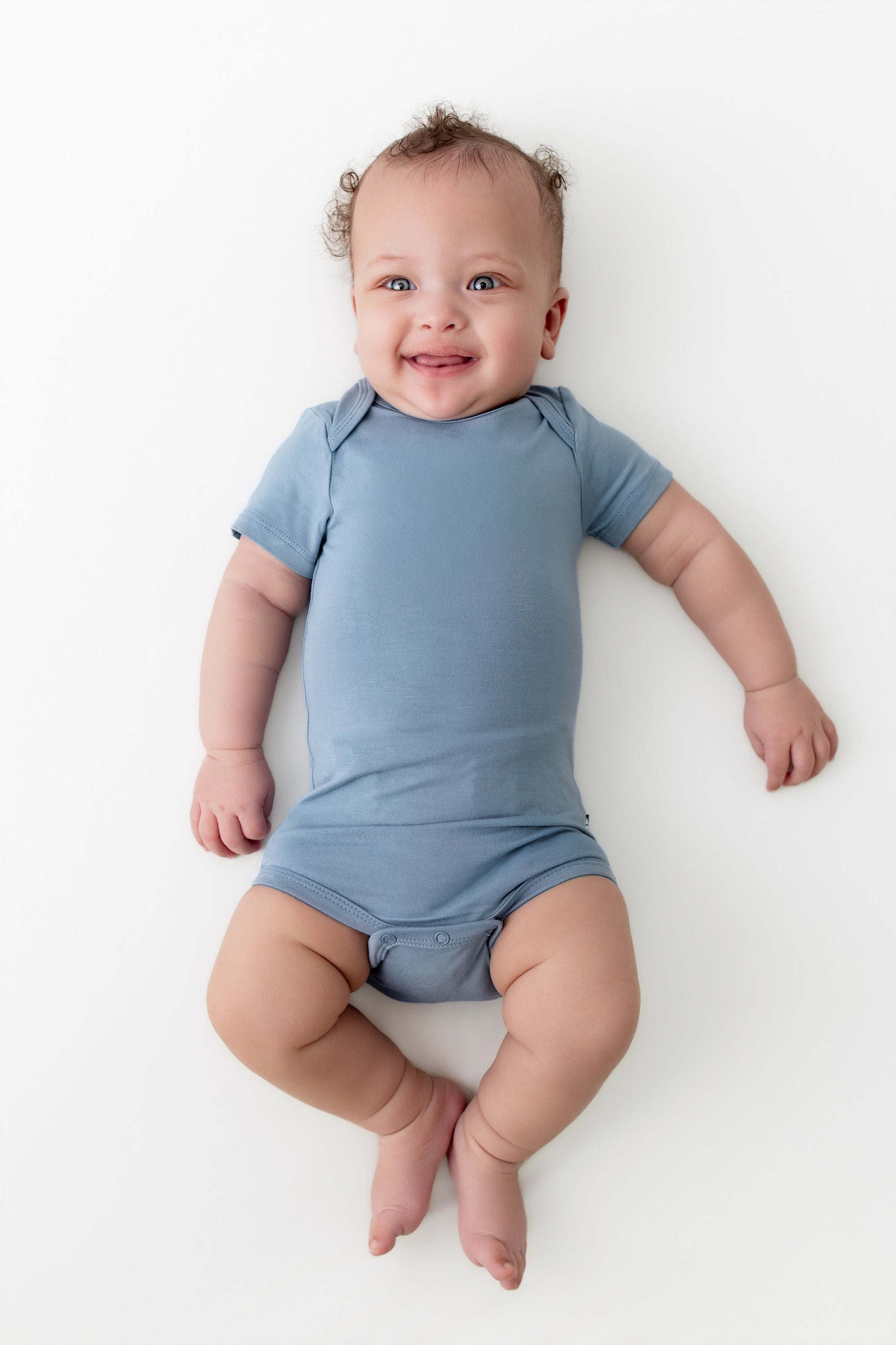 Bamboo Newborn and Infant Bodysuits | Onesies | Kyte Baby