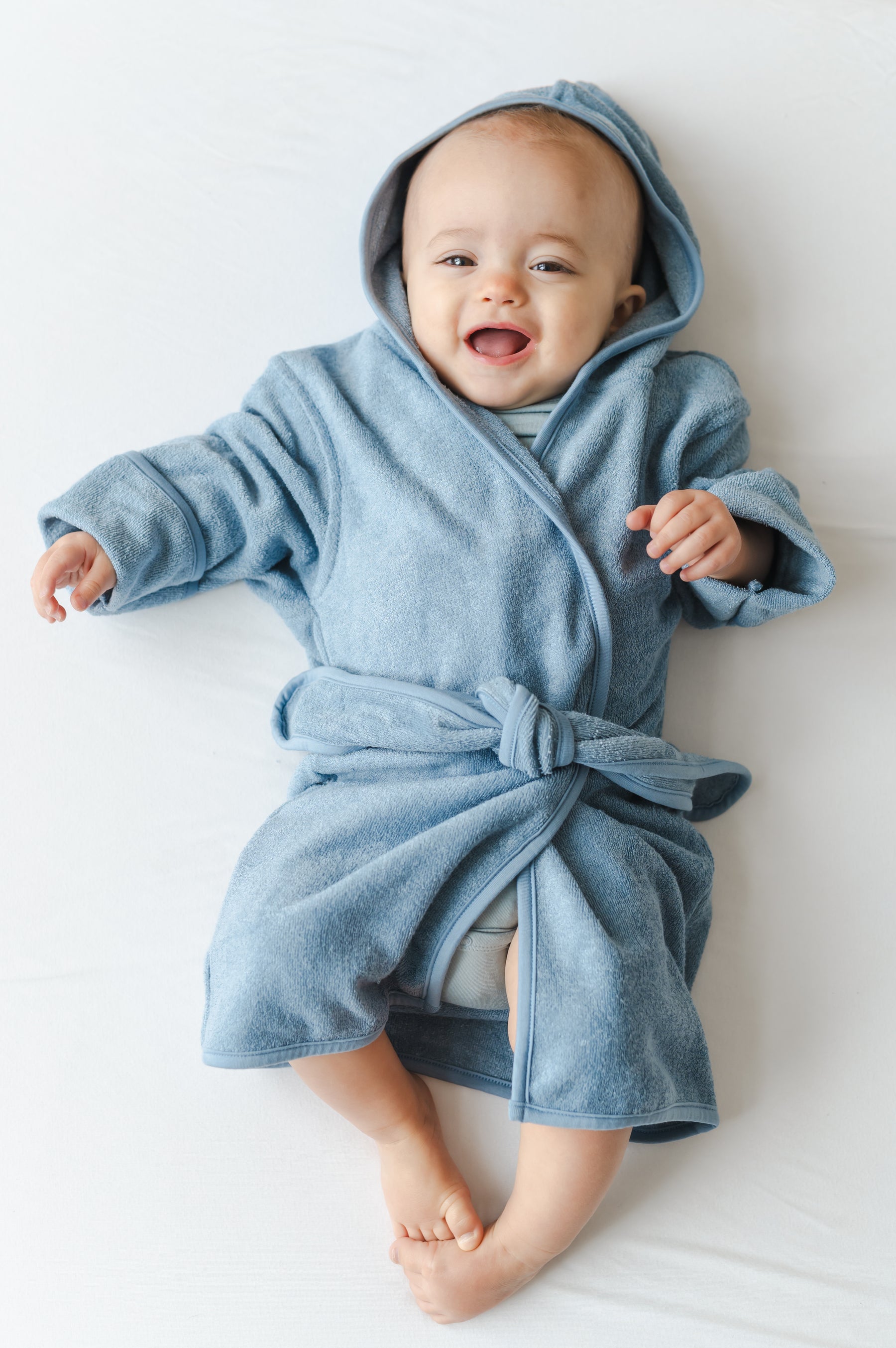 towel dressing robe Men's Hooded Towelling Gown in Pale Grey KEY FEATURES 100% Cotton Wash on a 40 degree cotton cycle Complete with Bown of London packaging. AveryLily - Wrap Around Bathrobe