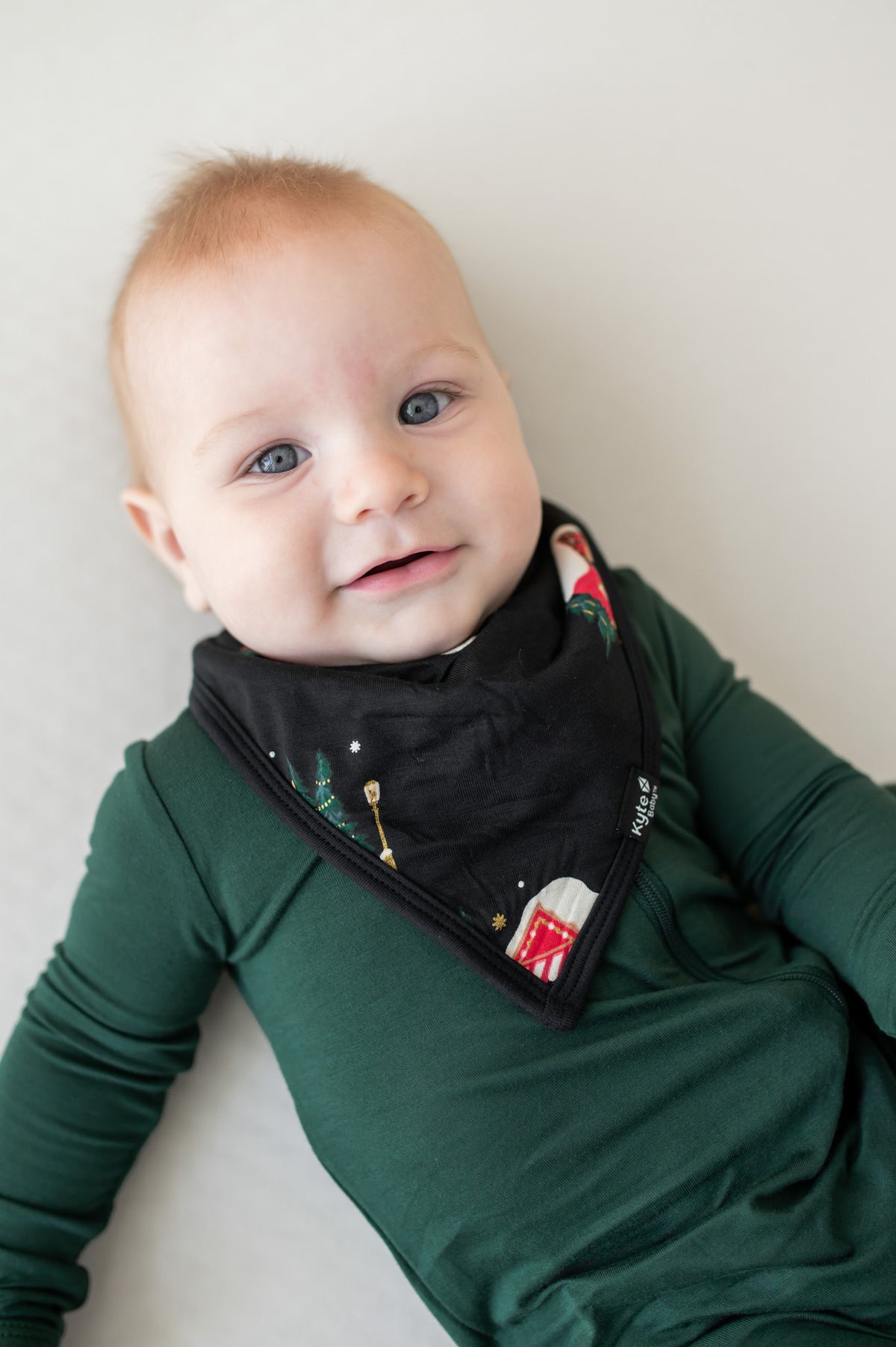 Bib in Winter Wonderland