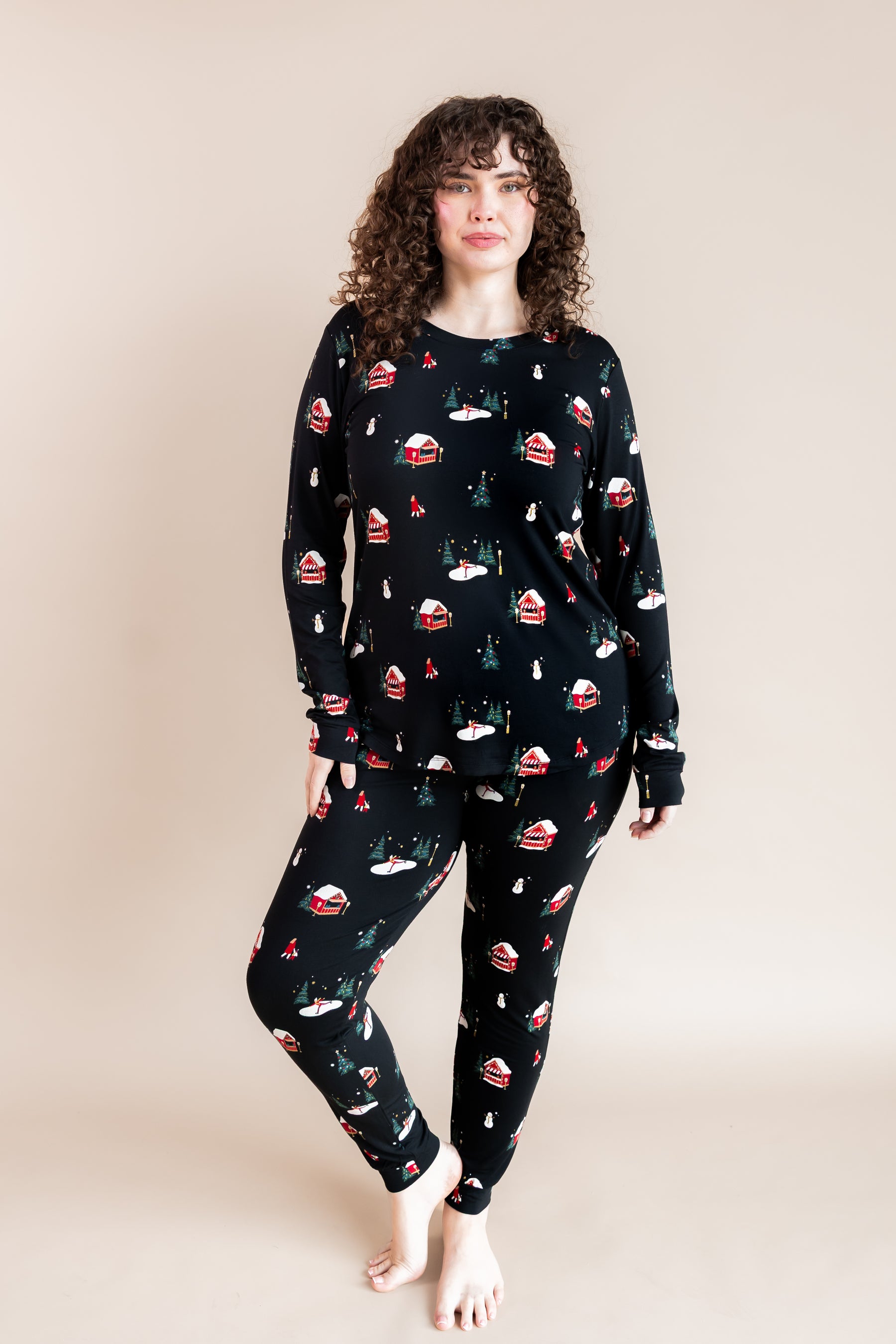 Women's Jogger Pajama Set in Winter Wonderland