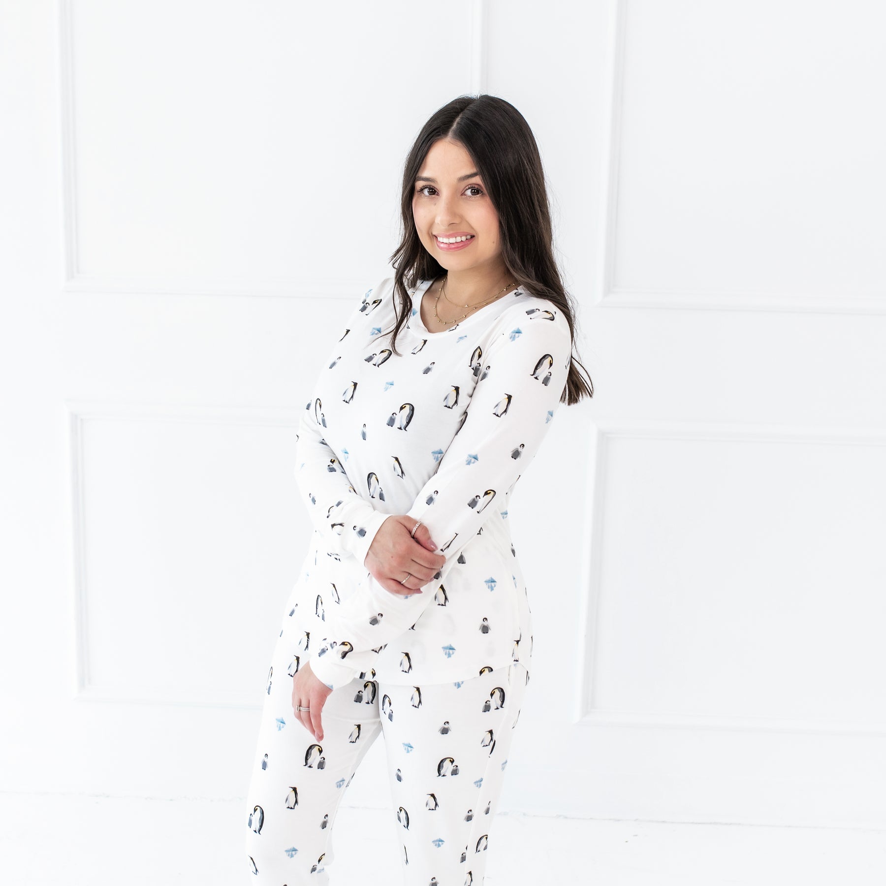 Women's Jogger Pajama Set in Penguin