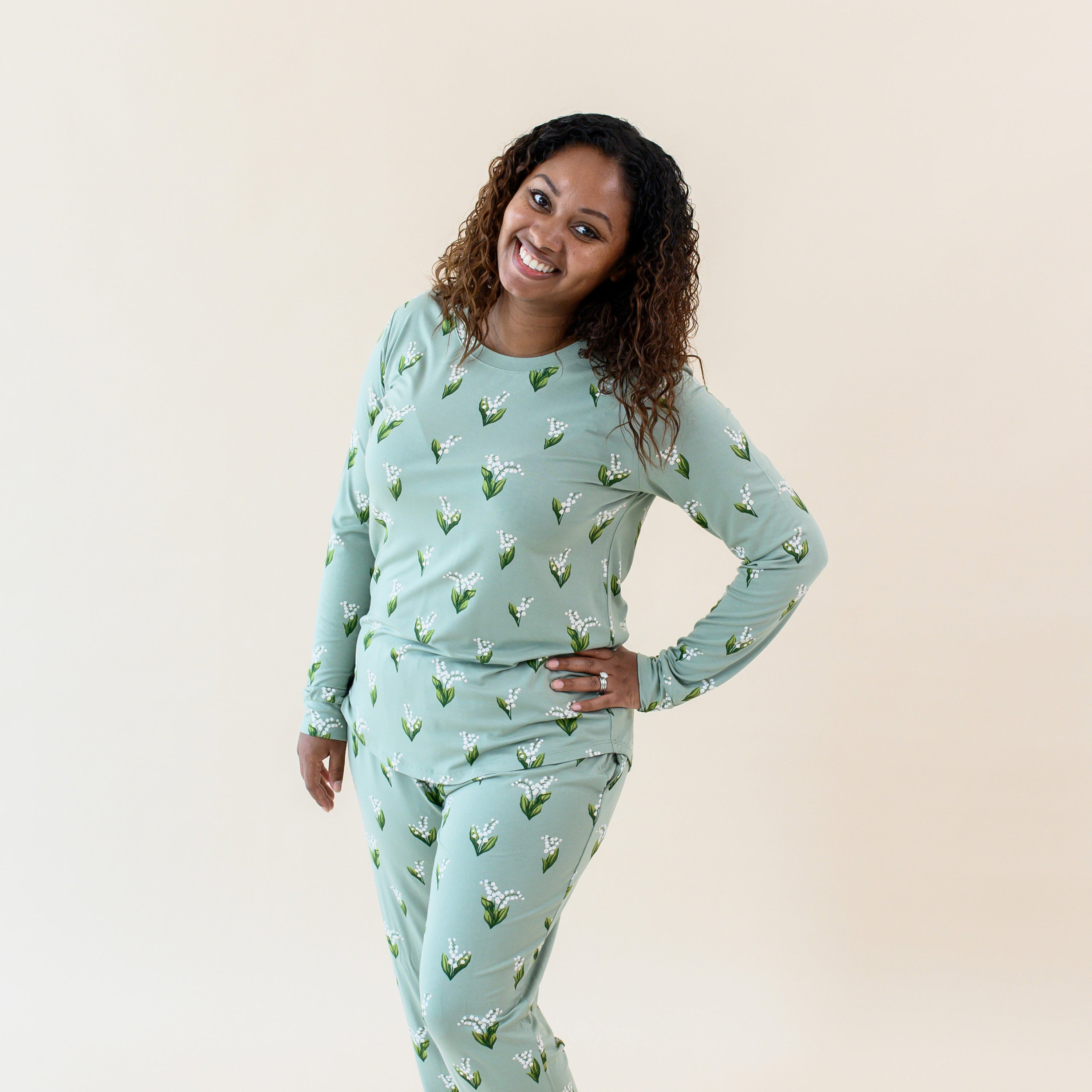 Women's Jogger Pajama Set in Thyme Lily