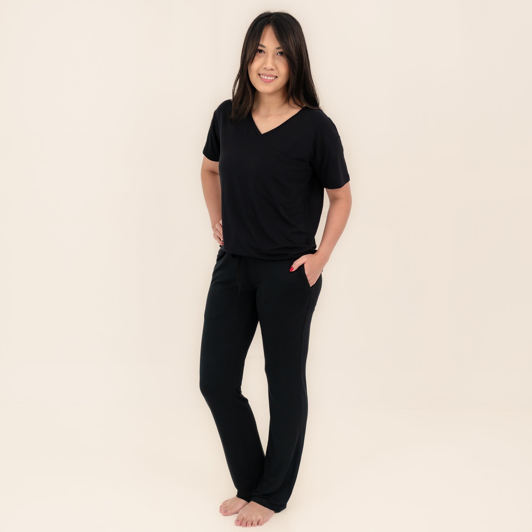 Women’s Relaxed Fit V-Neck in Midnight