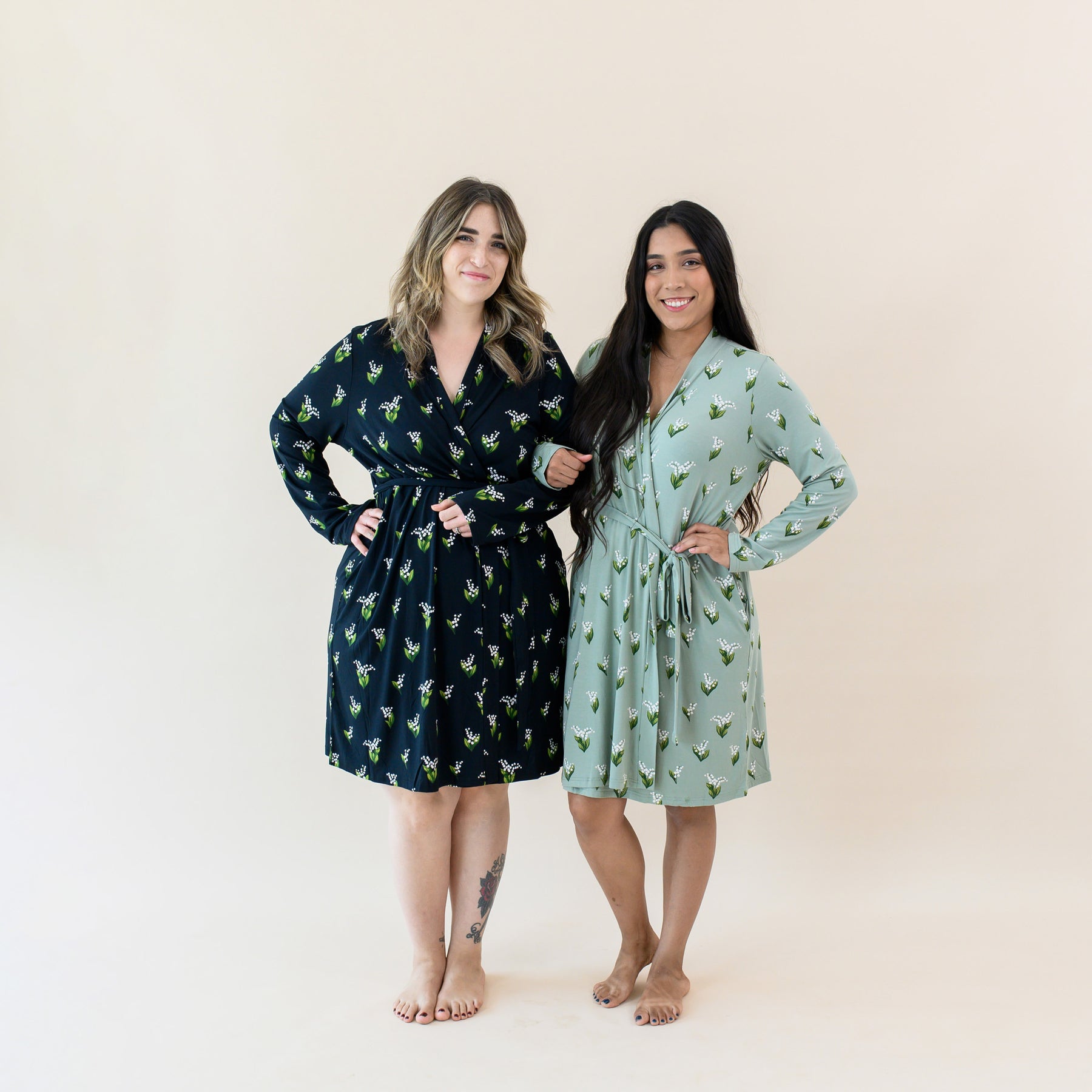 Women's Lounge Robe in Midnight Lily