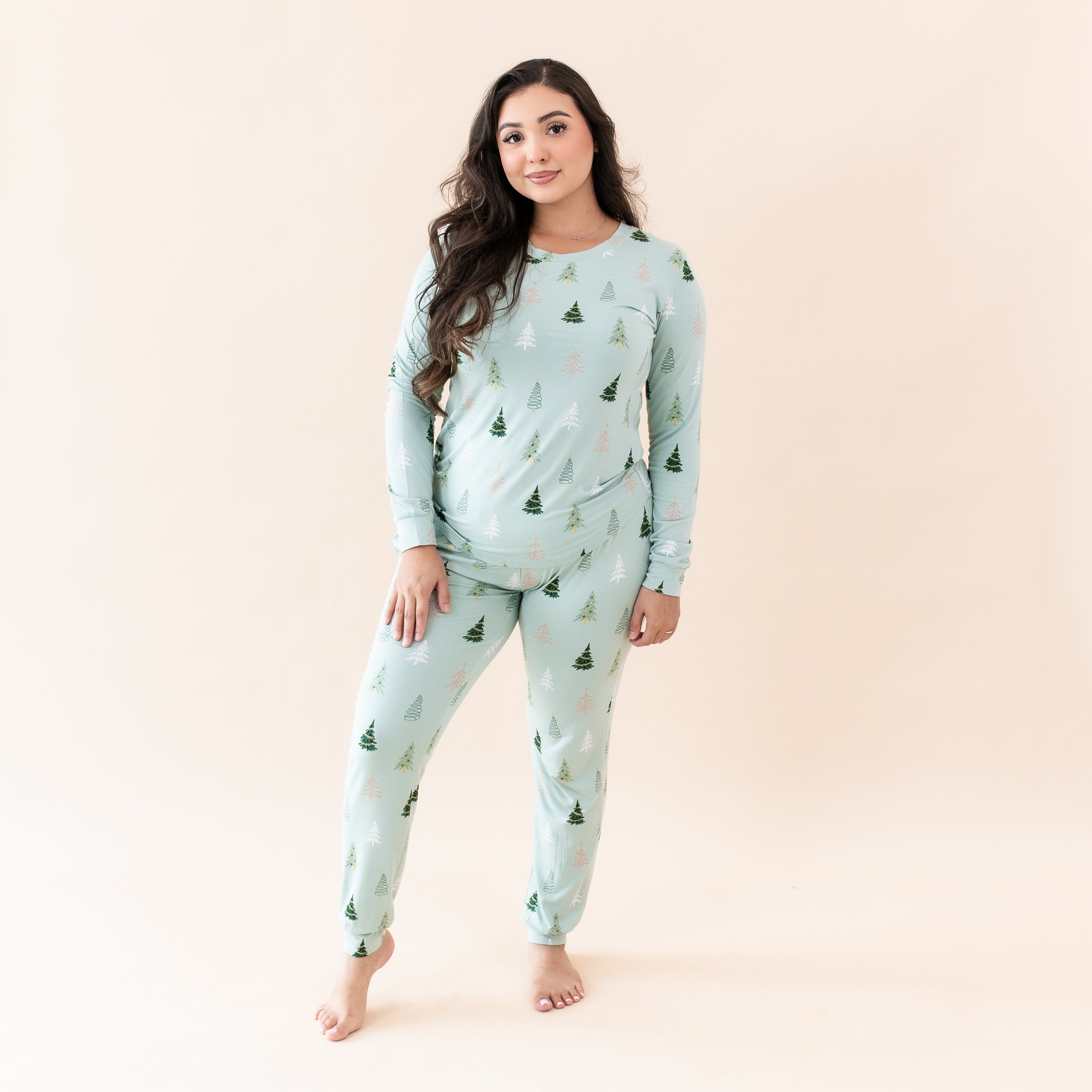 Women's Jogger Pajama Set in Boho Tree