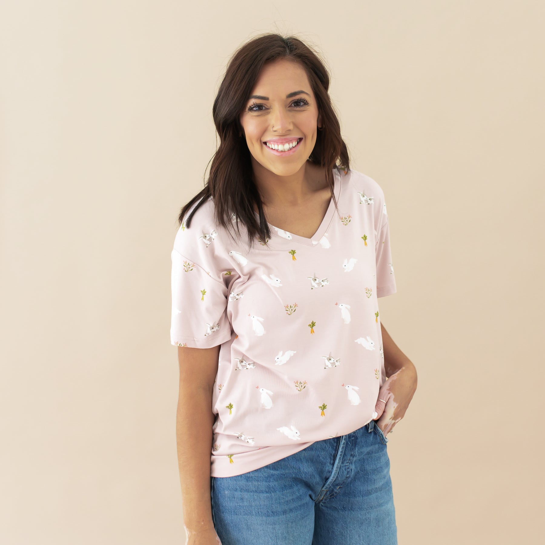 Model wearing Women’s Relaxed Fit V-Neck in Blush Rabbit