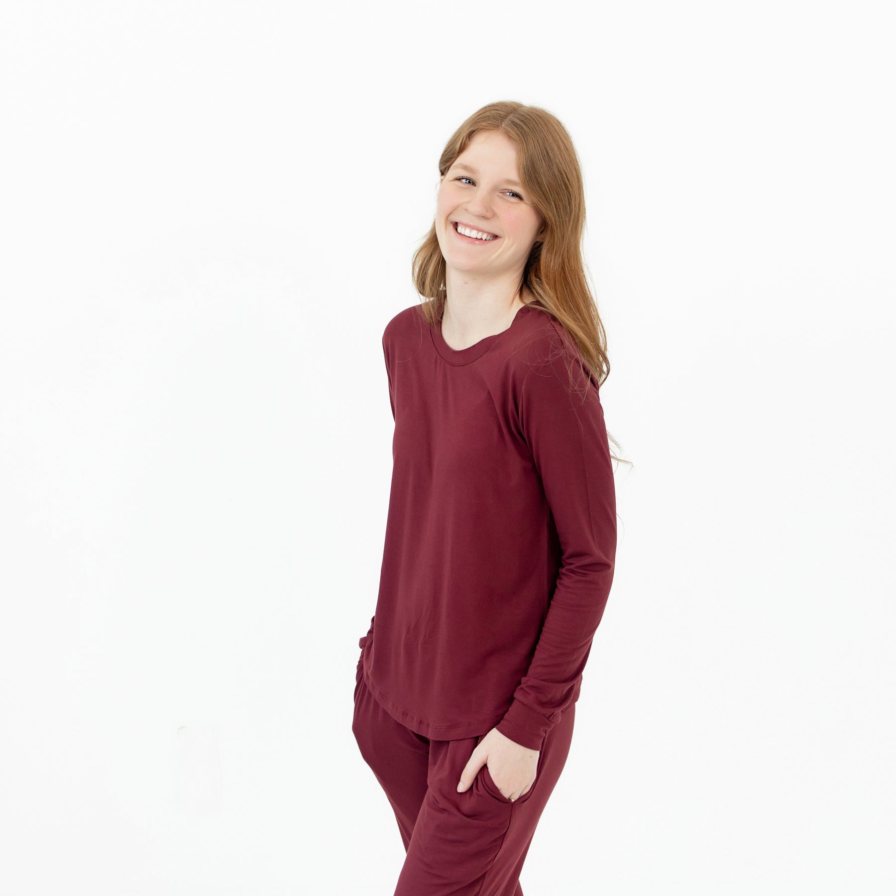 Women's Jogger Pajama Set in Burgundy