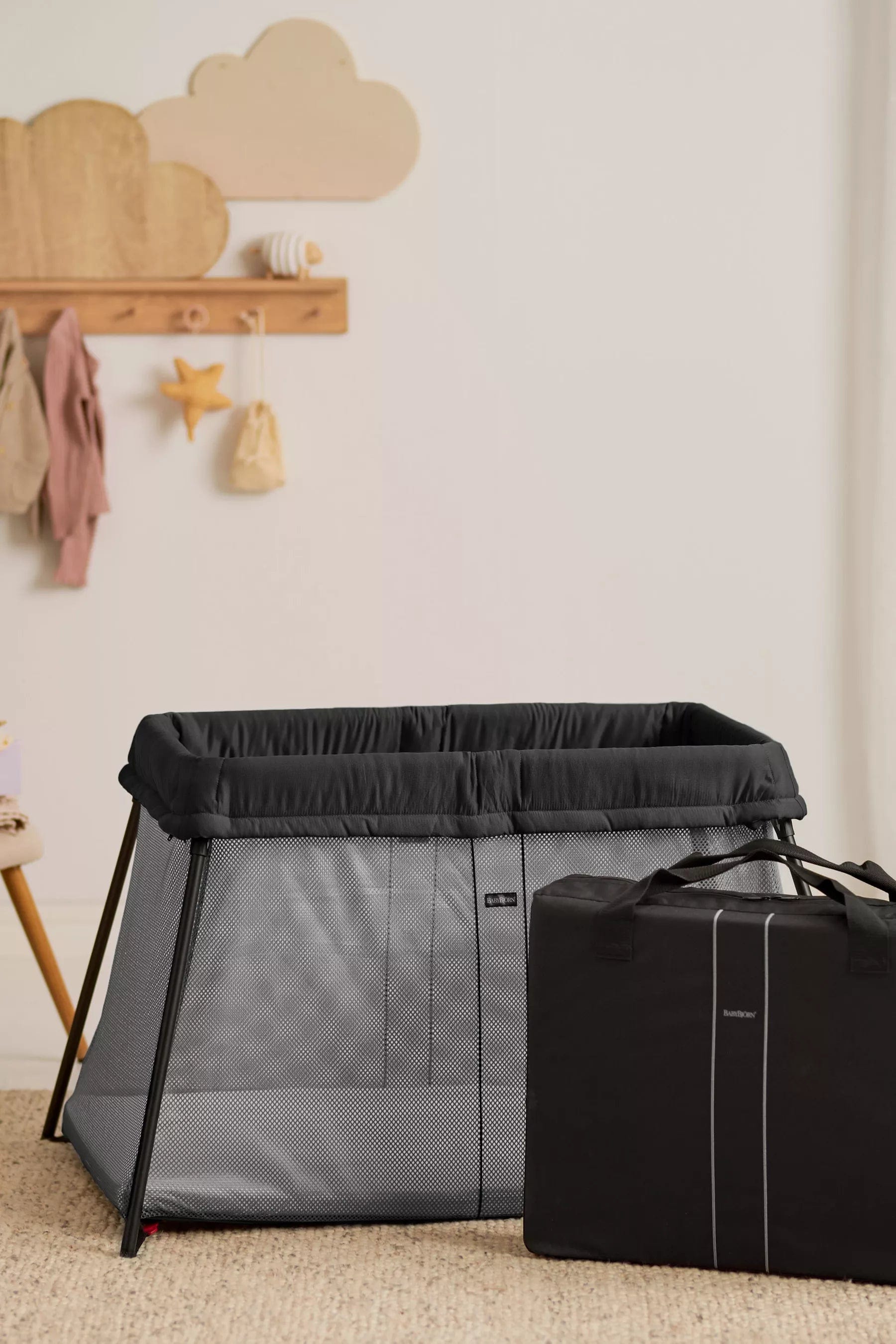 BabyBjorn Black BabyBjorn Travel Crib Light in Black with Fitted Sheet