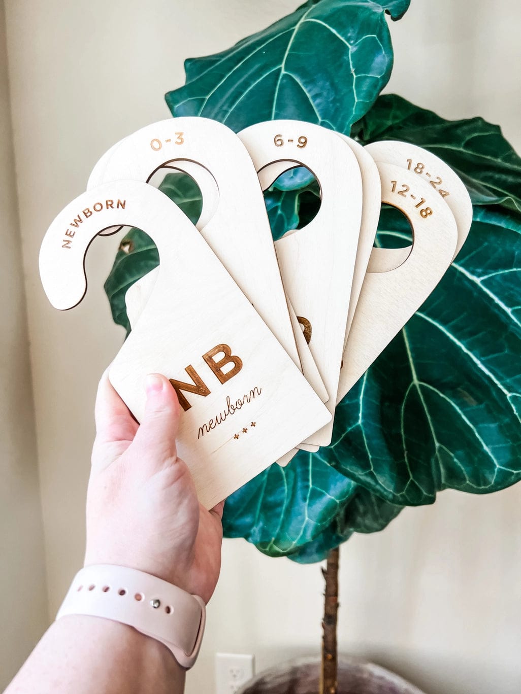 Emily Can Letter Wooden Baby Clothes Hanging Dividers - Set of 7 Emily Can Letter Wooden Baby Clothes Hanging Dividers - Set of 7