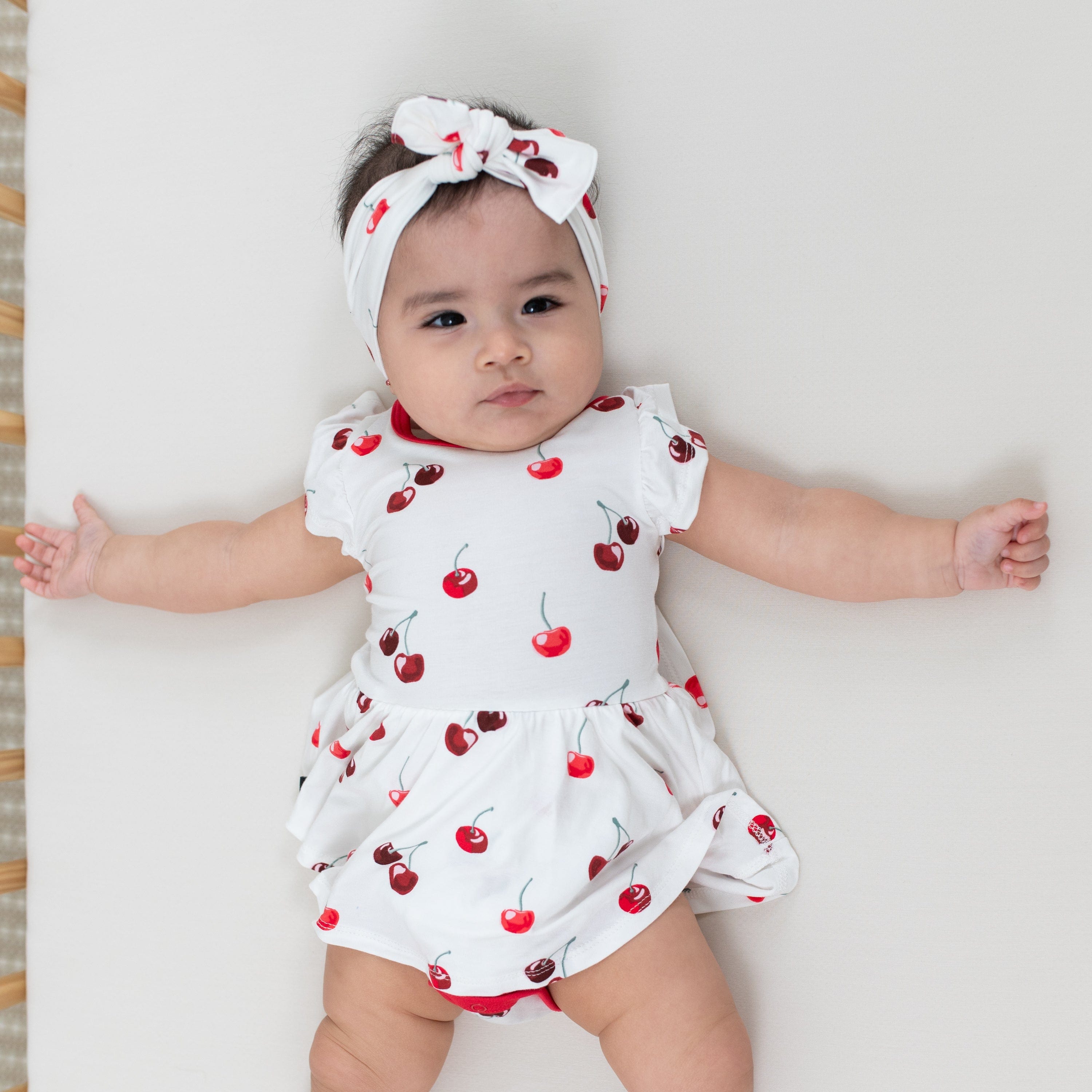 Kyte Baby Baby Bows Bow in Cherry