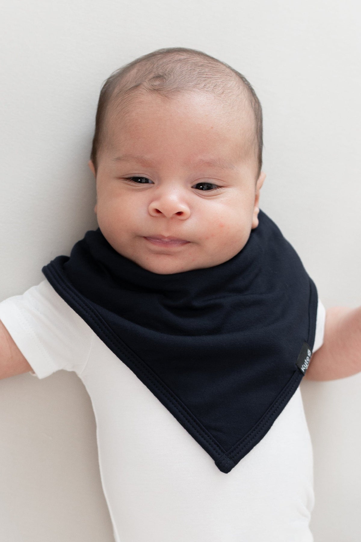 summer infant bib Kyte Baby Bib in Midnight
