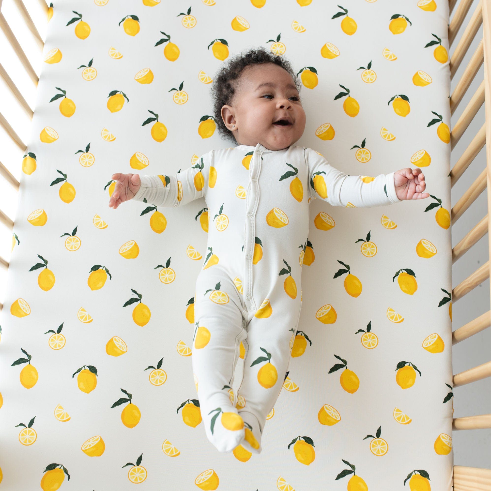 Kyte Baby Crib Sheet Lemon / Crib Sheet Crib Sheet in Lemon
