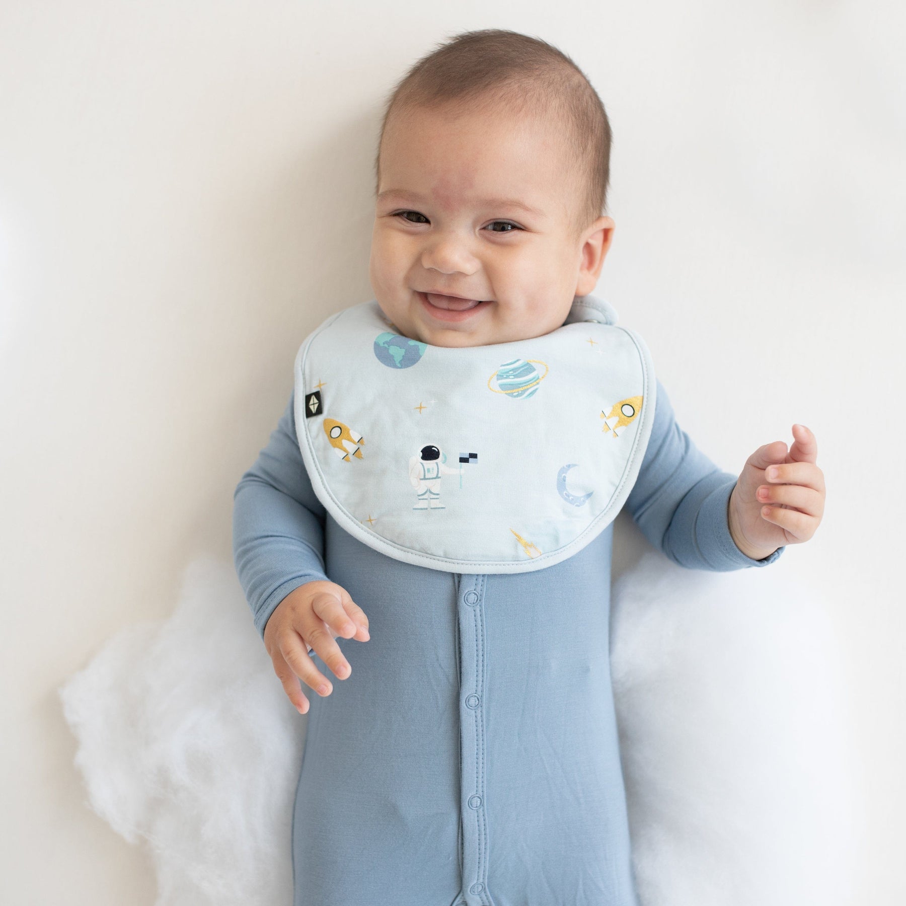 Kyte Baby Cushy Bib Cushy Bib in Ice Space