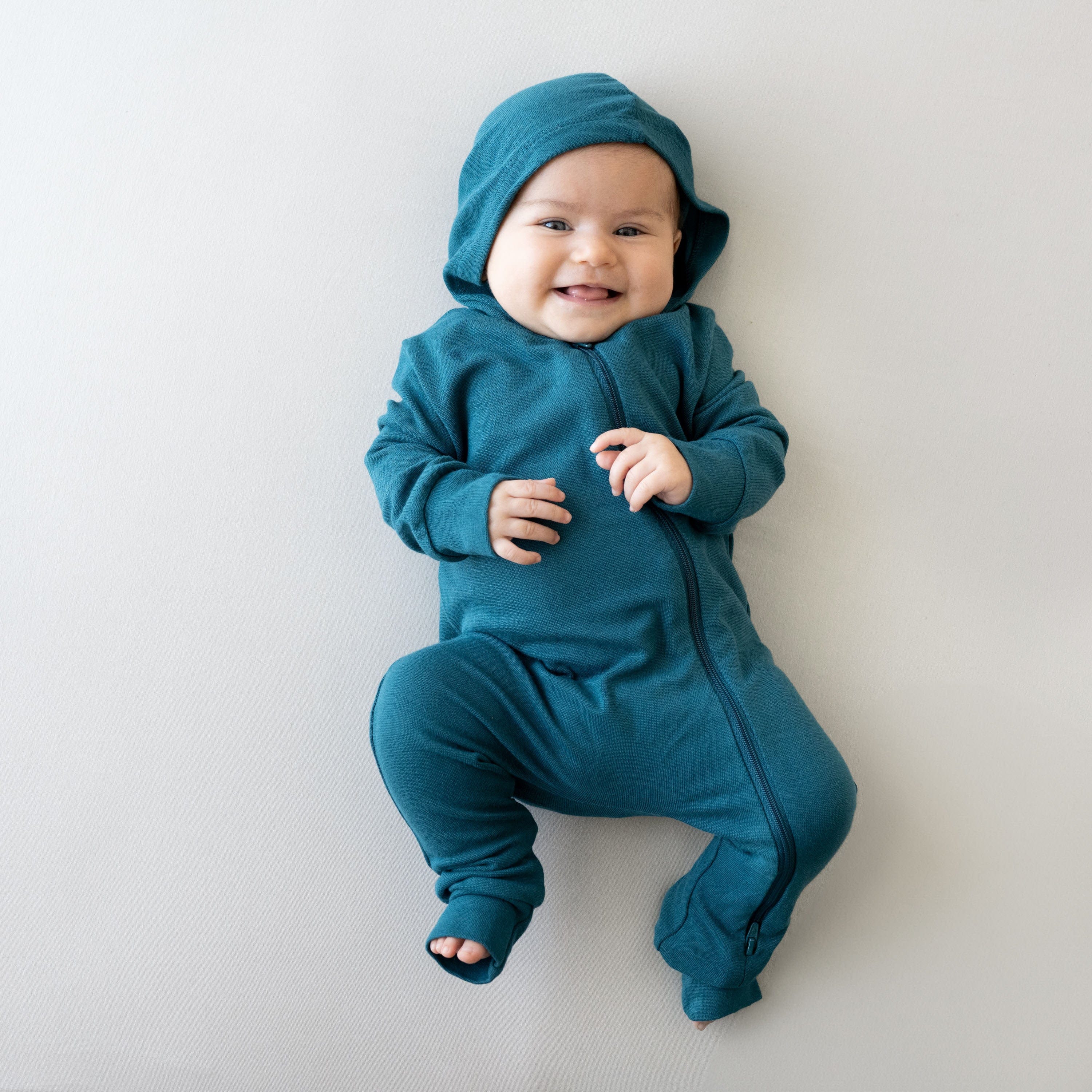 Kyte Baby Hooded Zippered Romper Bamboo Jersey Hooded Zippered Romper in Loch