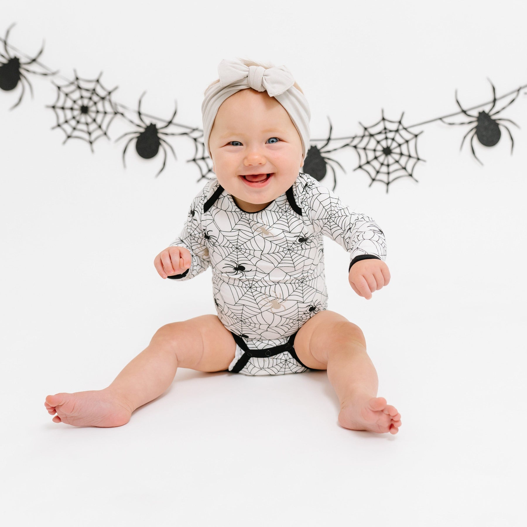 Kyte Baby Long Sleeve Bodysuits Long Sleeve Bodysuit in Spider