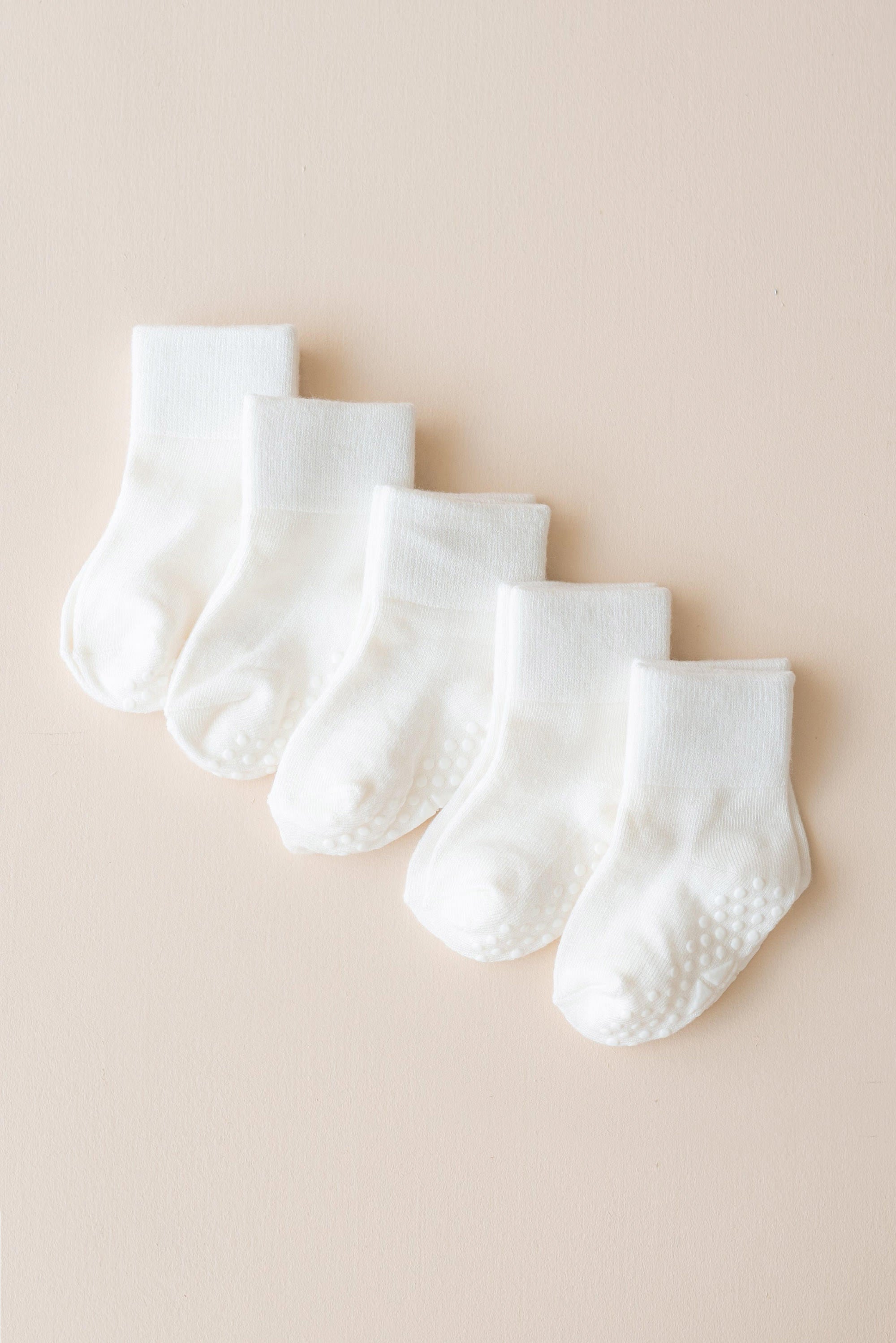 Five Pairs of Kyte Baby Quarter Length Socks in Cloud