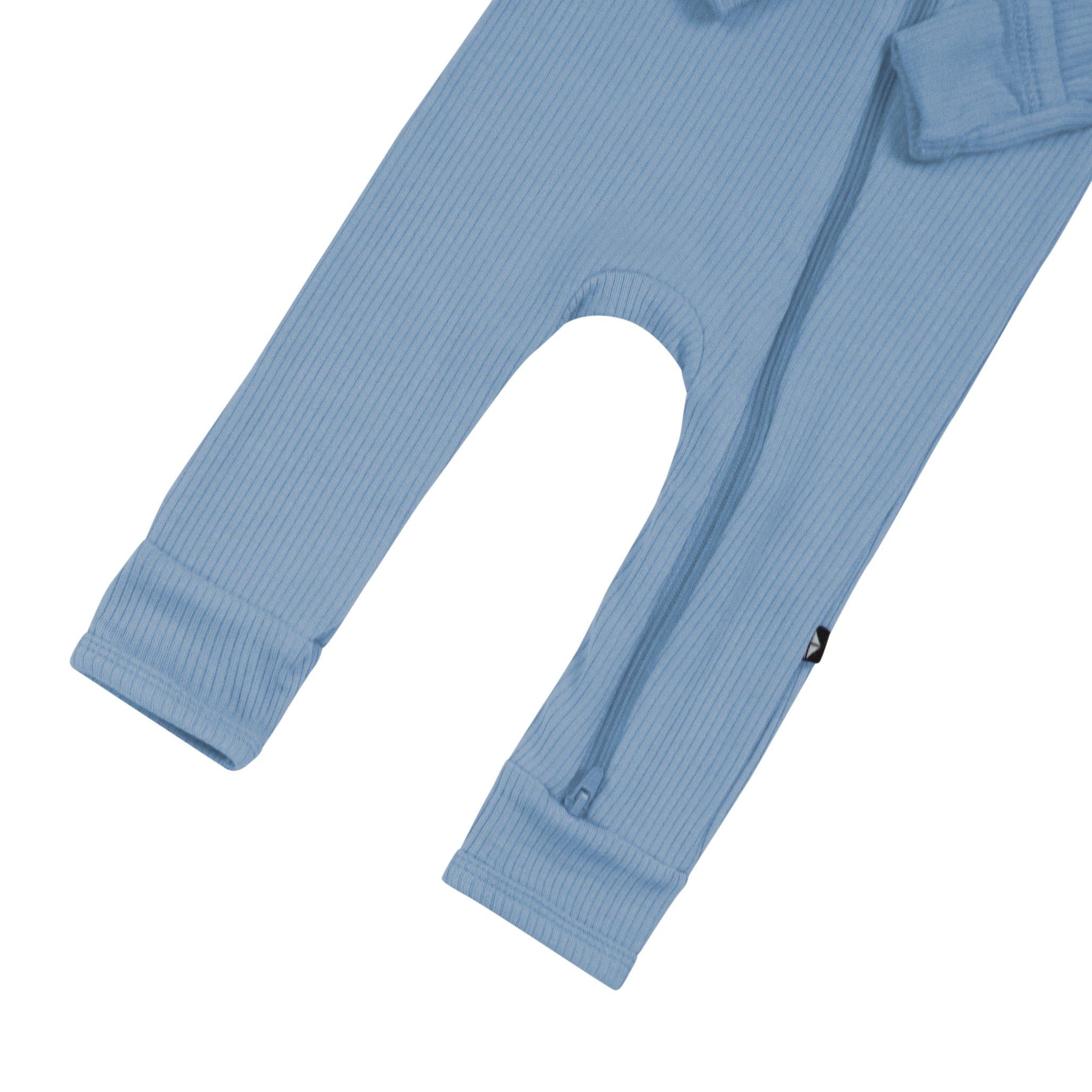 Open feet on Kyte Baby Ribbed Zippered Romper in Slate