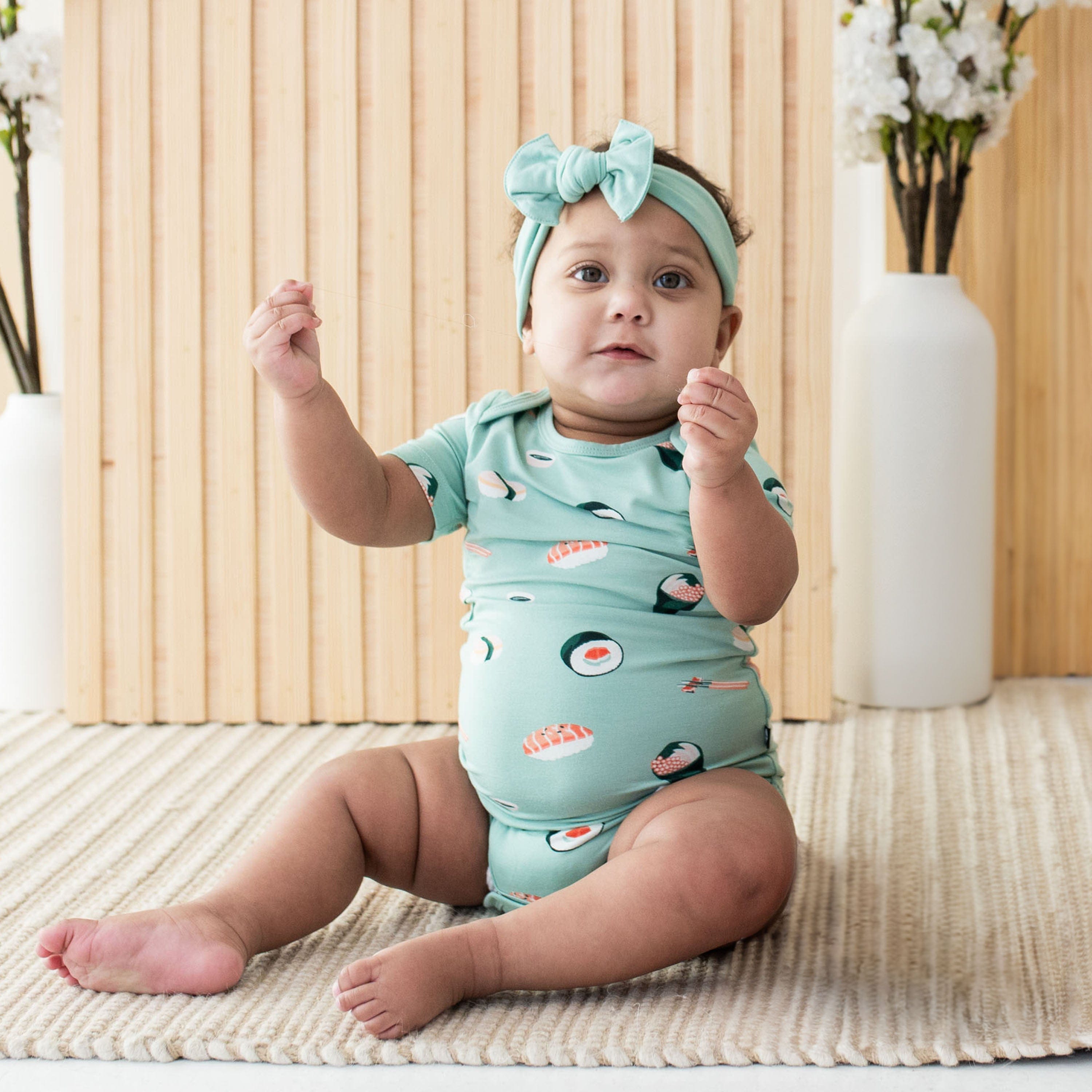Kyte Baby Short Sleeve Bodysuits Bodysuit in Sushi