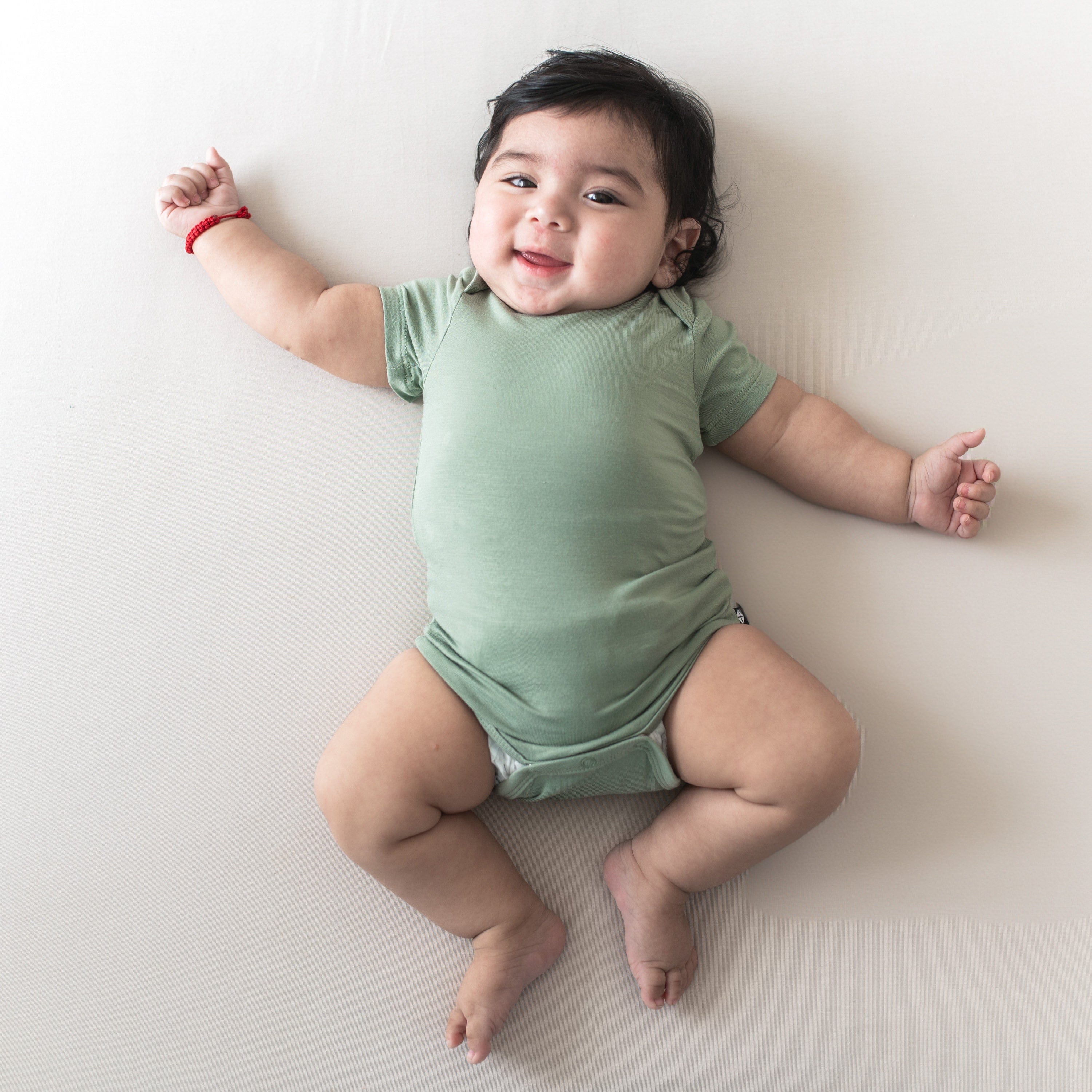 Kyte baby short sleeve popular bodysuits