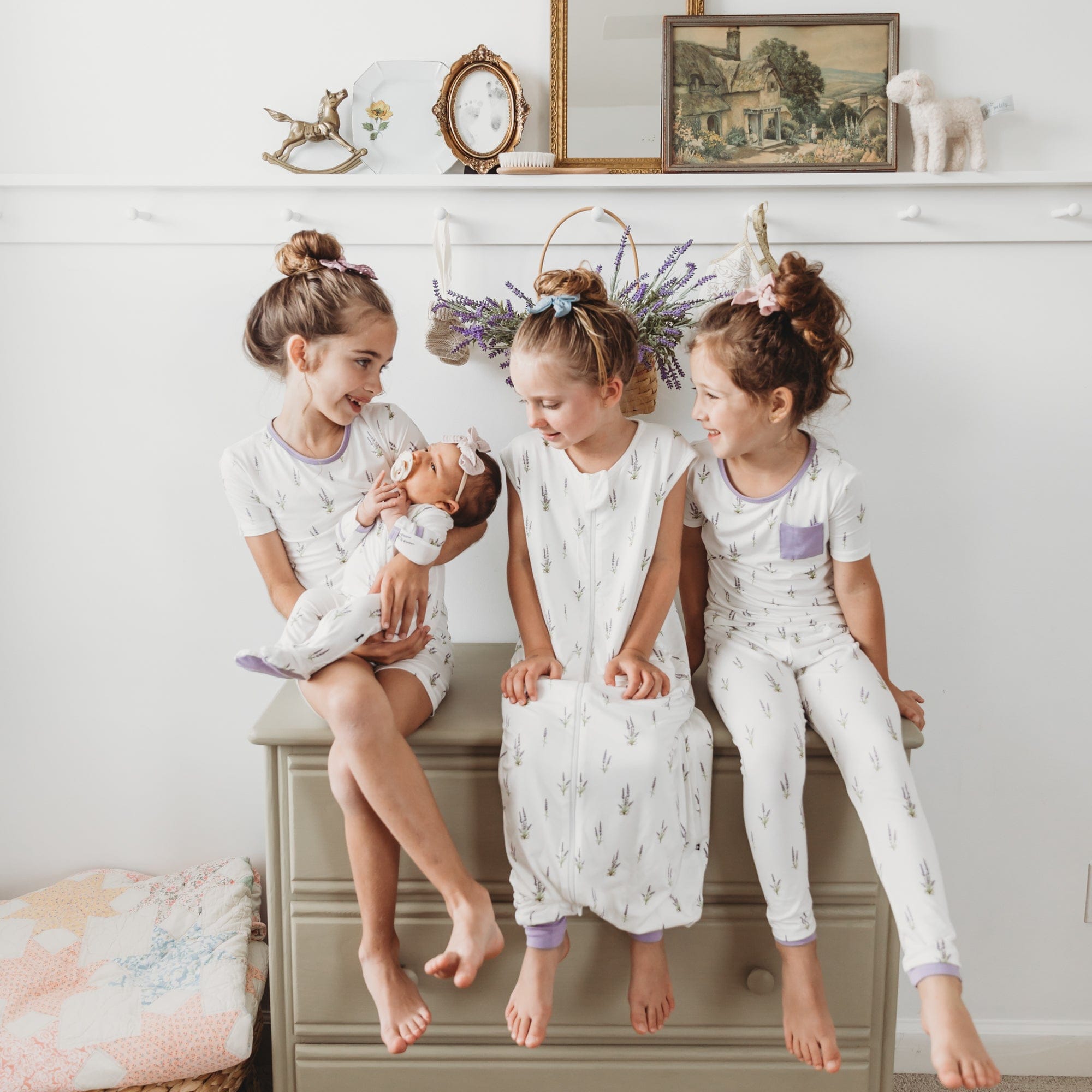 Short Sleeve Pajamas in Lavender