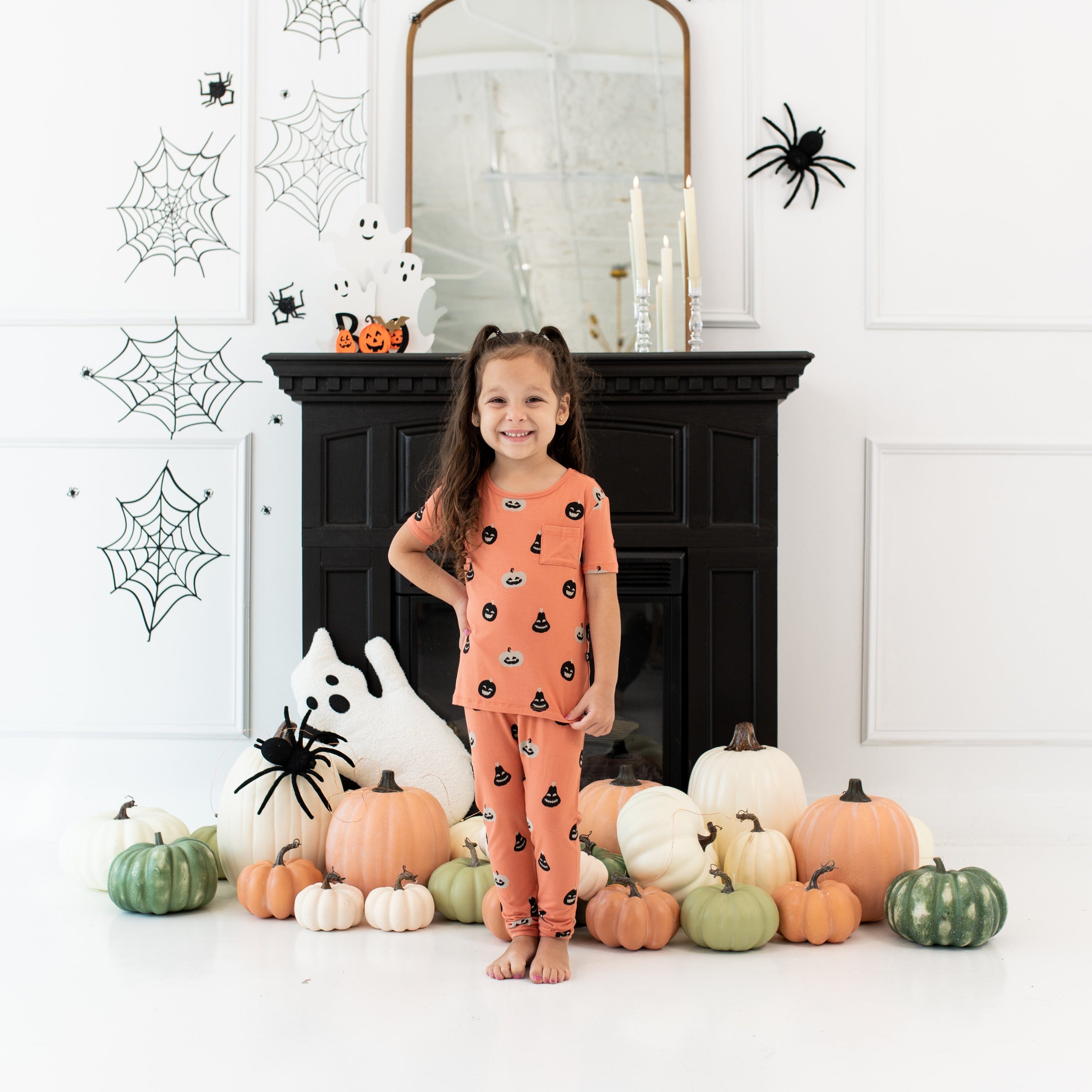 Kyte Baby Short Sleeve with Pants Pajama Short Sleeve with Pants Pajamas in Carve