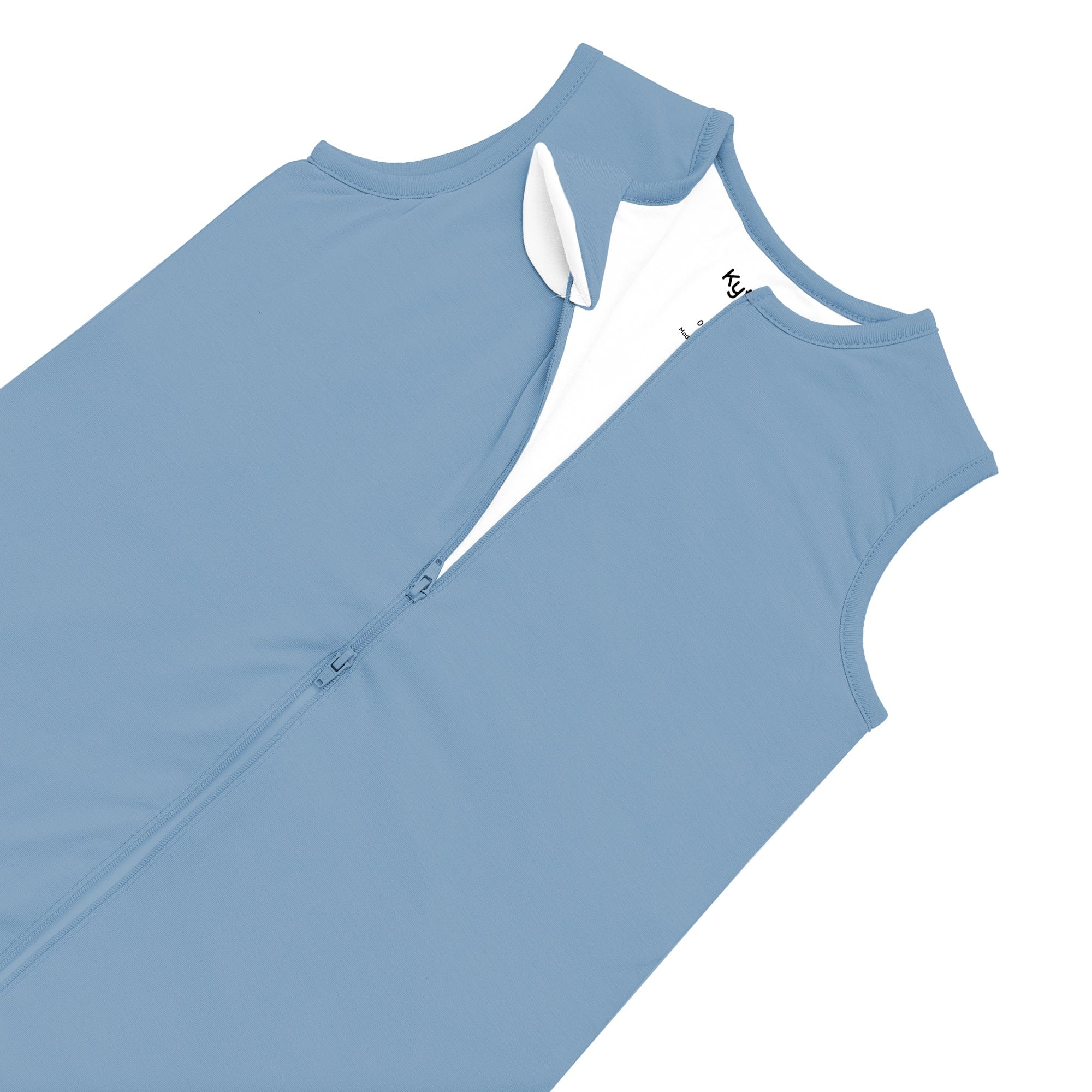 Dual zipper on Kyte Baby Sleep Bag Walker in Slate 0.5