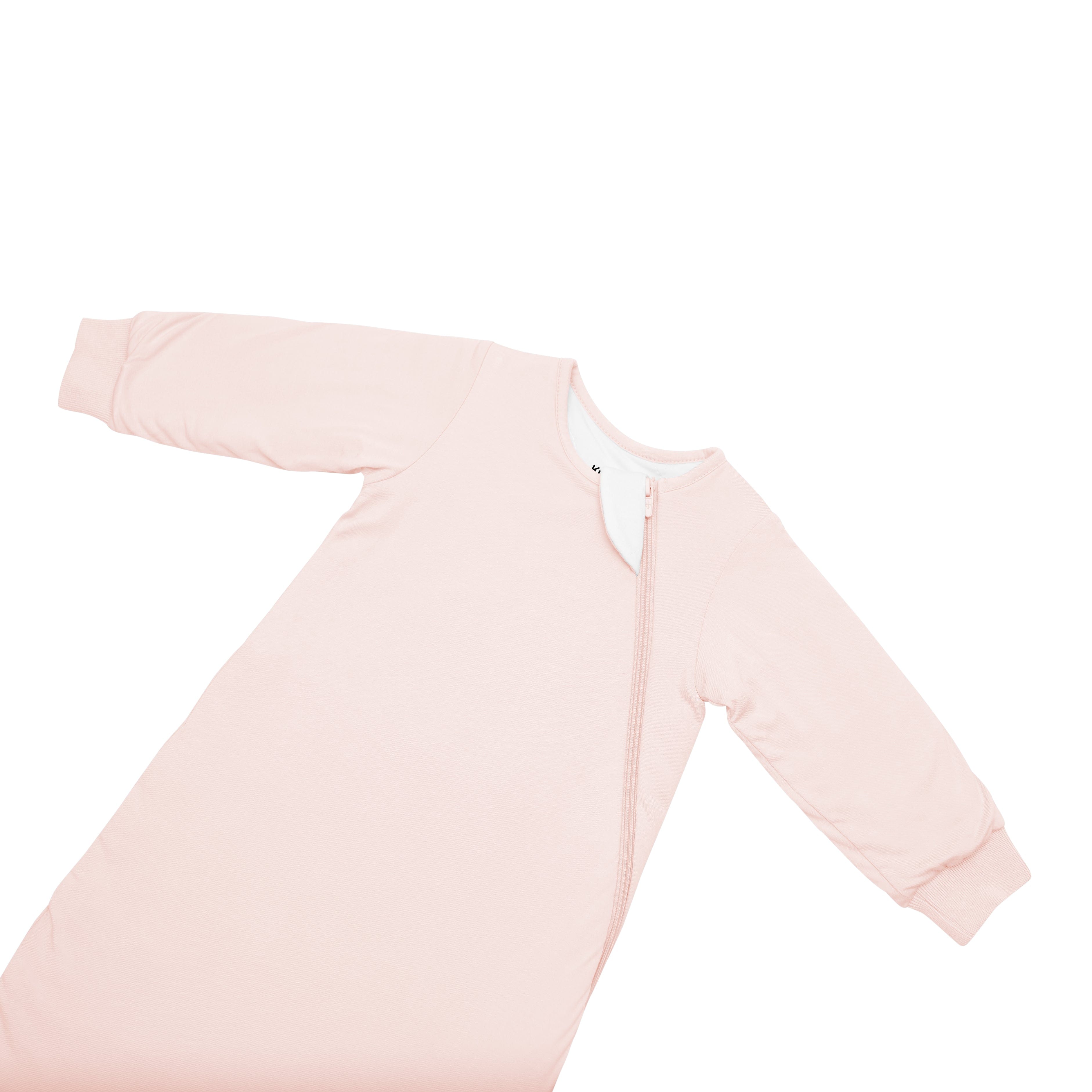 Zipper garage on Kyte Baby bamboo Slumber Bag in Blush