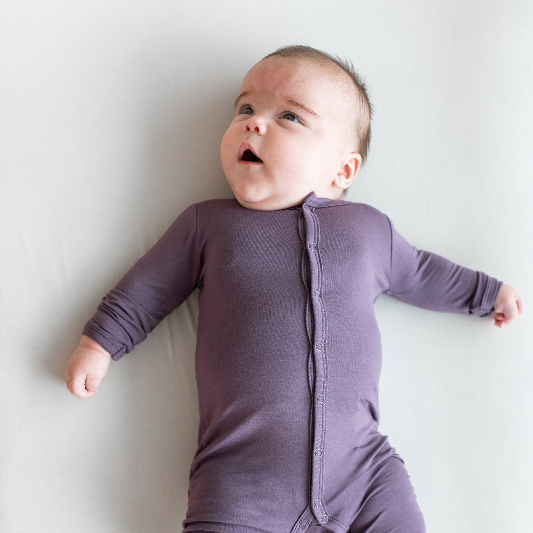 Kyte Baby Snap Romper Romper in Currant