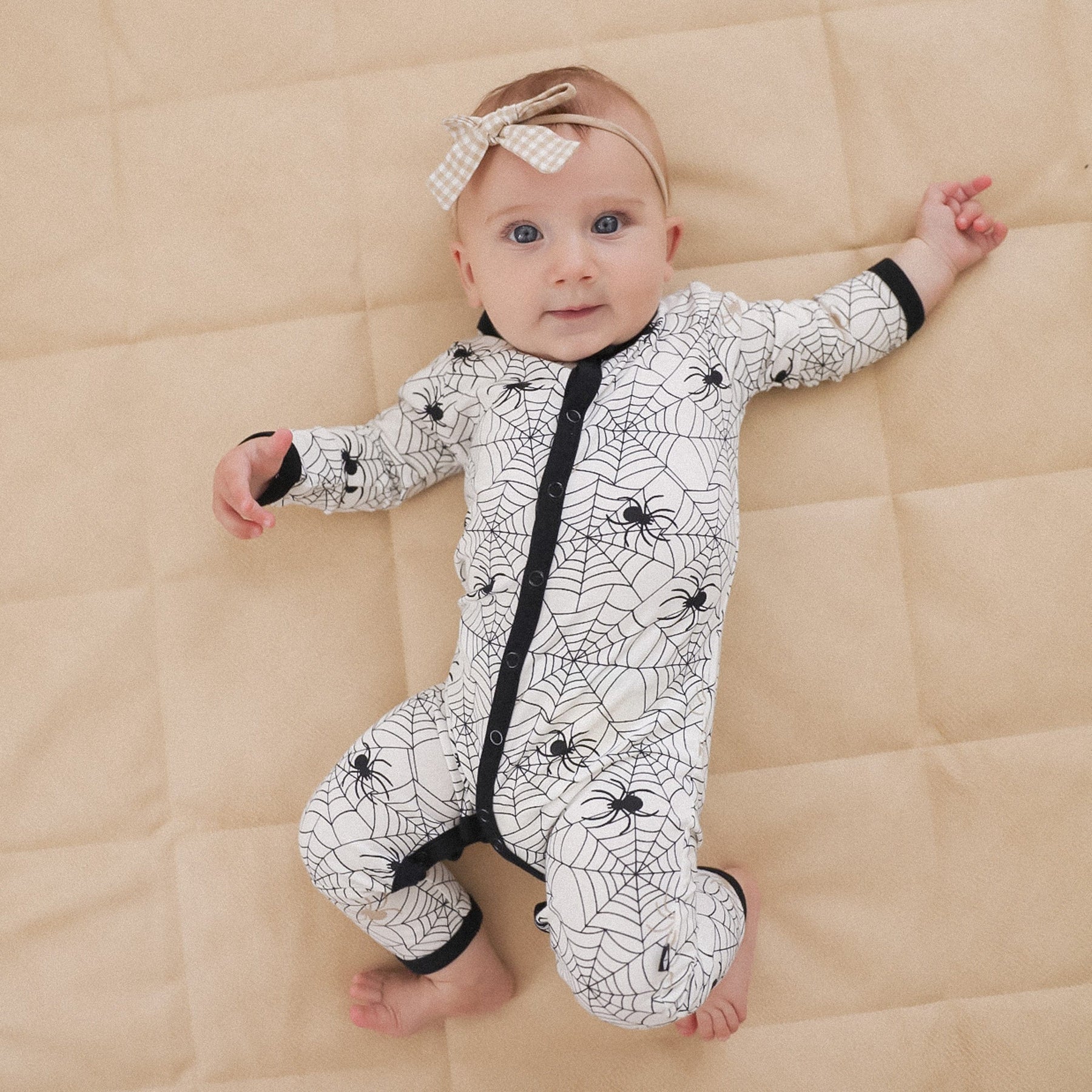 Kyte Baby Snap Romper Romper in Spider