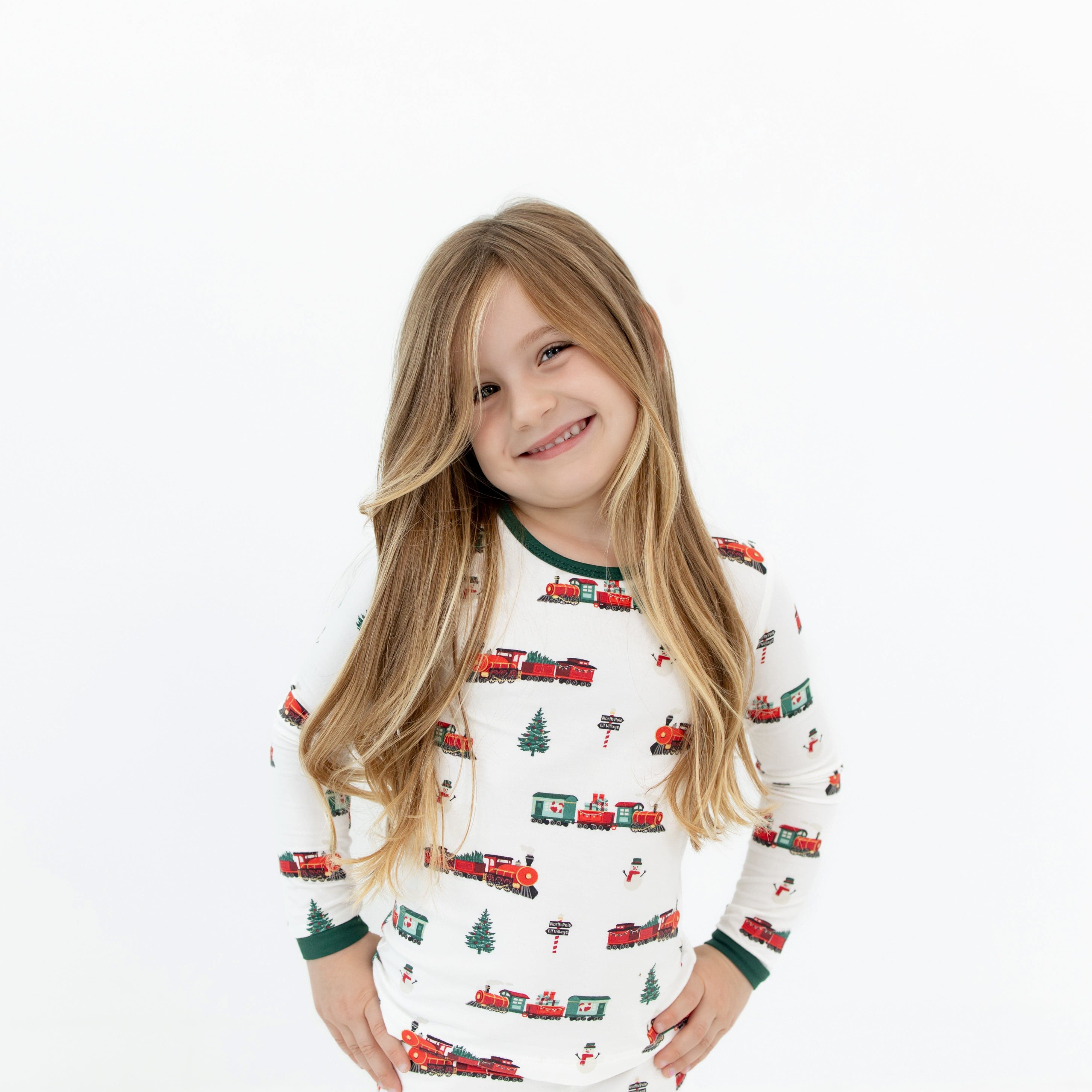 Kyte Baby Toddler Long Sleeve Pajamas Long Sleeve Pajamas in Holiday Train