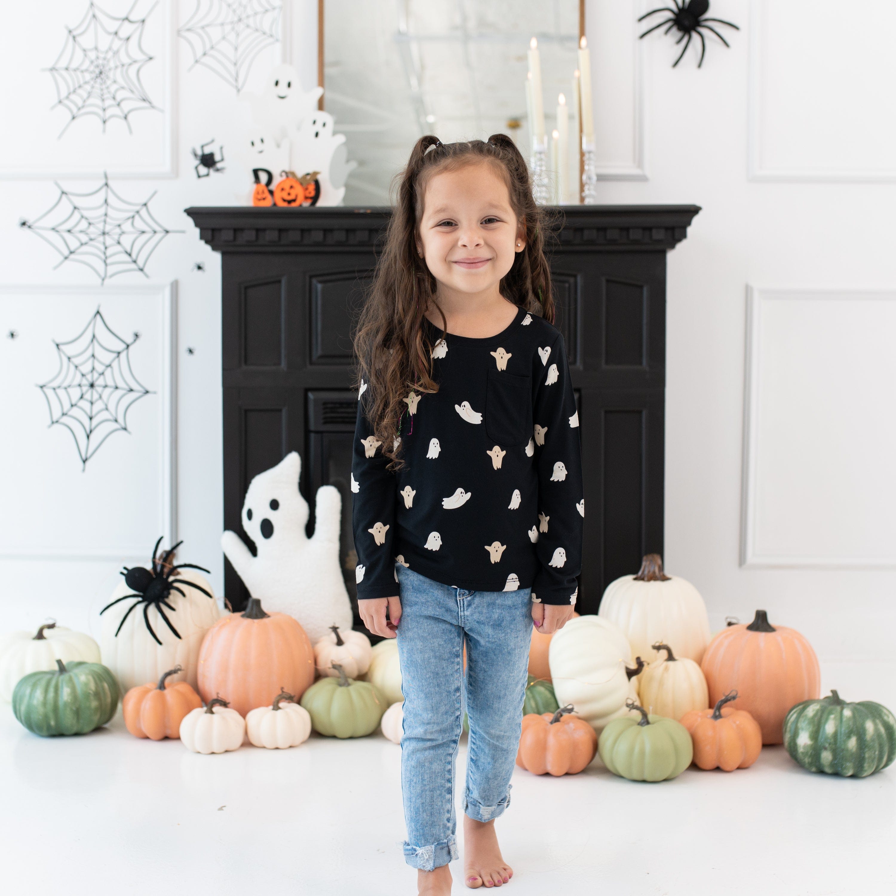 Kyte Baby Toddler Unisex Tee Long Sleeve Toddler Crew Neck Tee in Boo