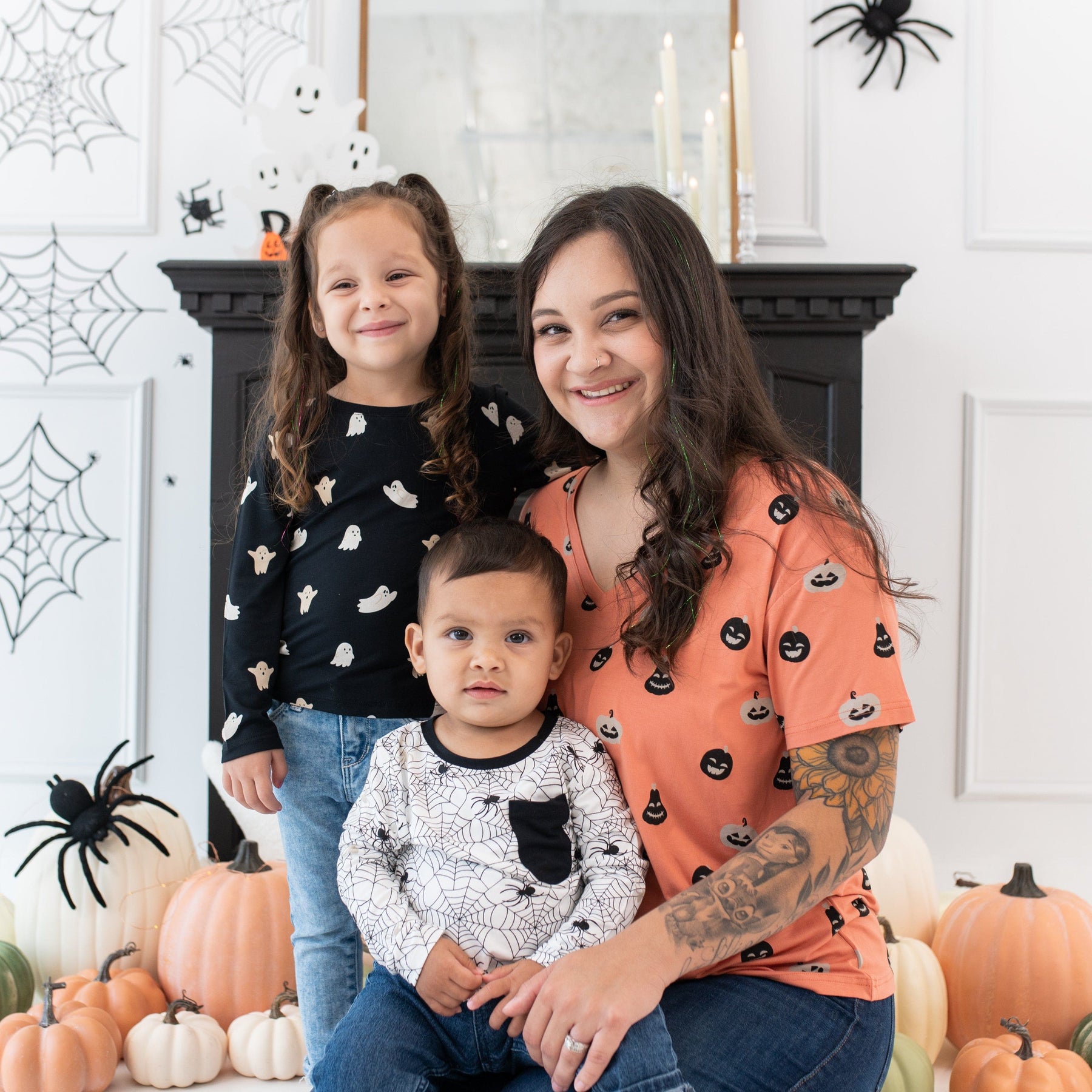 Kyte Baby Toddler Unisex Tee Long Sleeve Toddler Crew Neck Tee in Spider