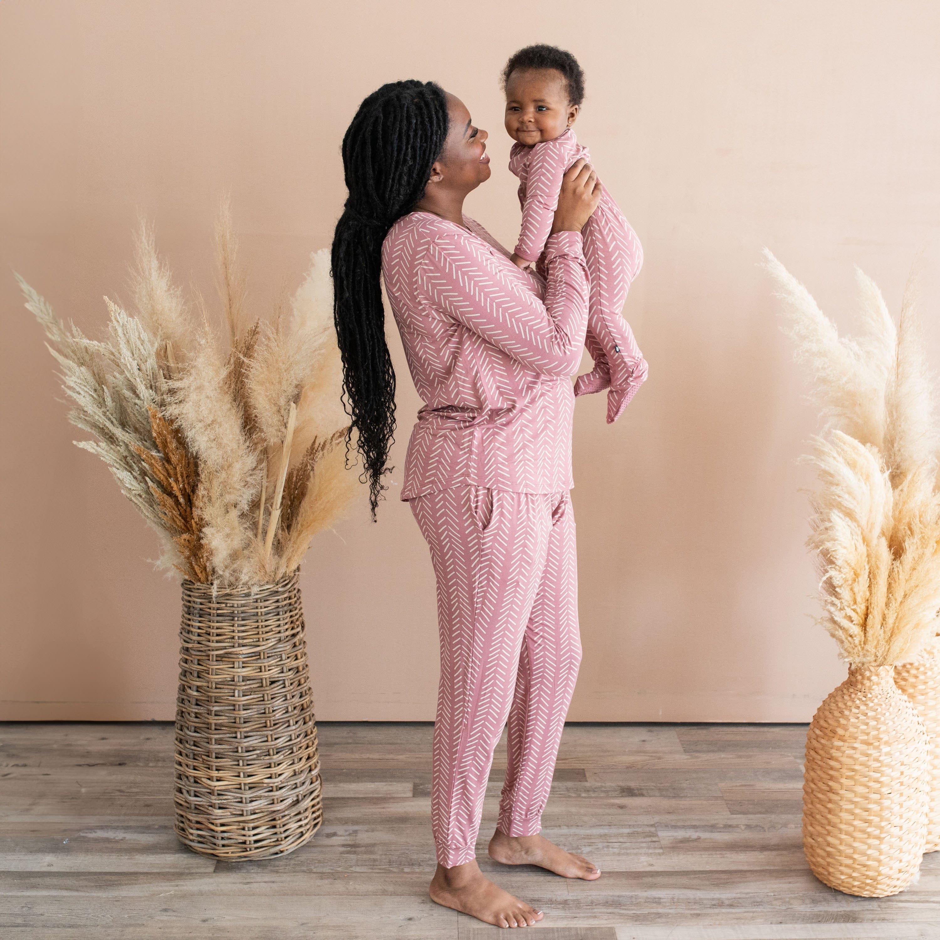 Women s Jogger Pajama Set in Dusty Rose Herringbone