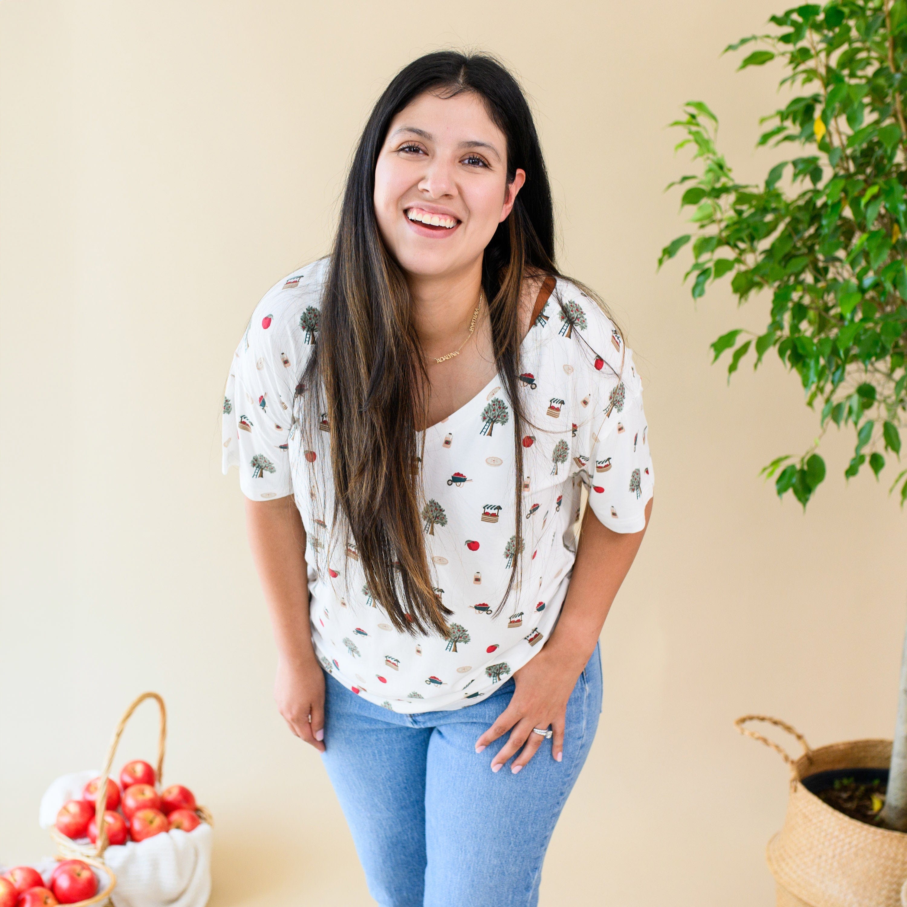 Kyte Baby Women's V-Neck Women’s Relaxed Fit V-Neck in Apple Orchard