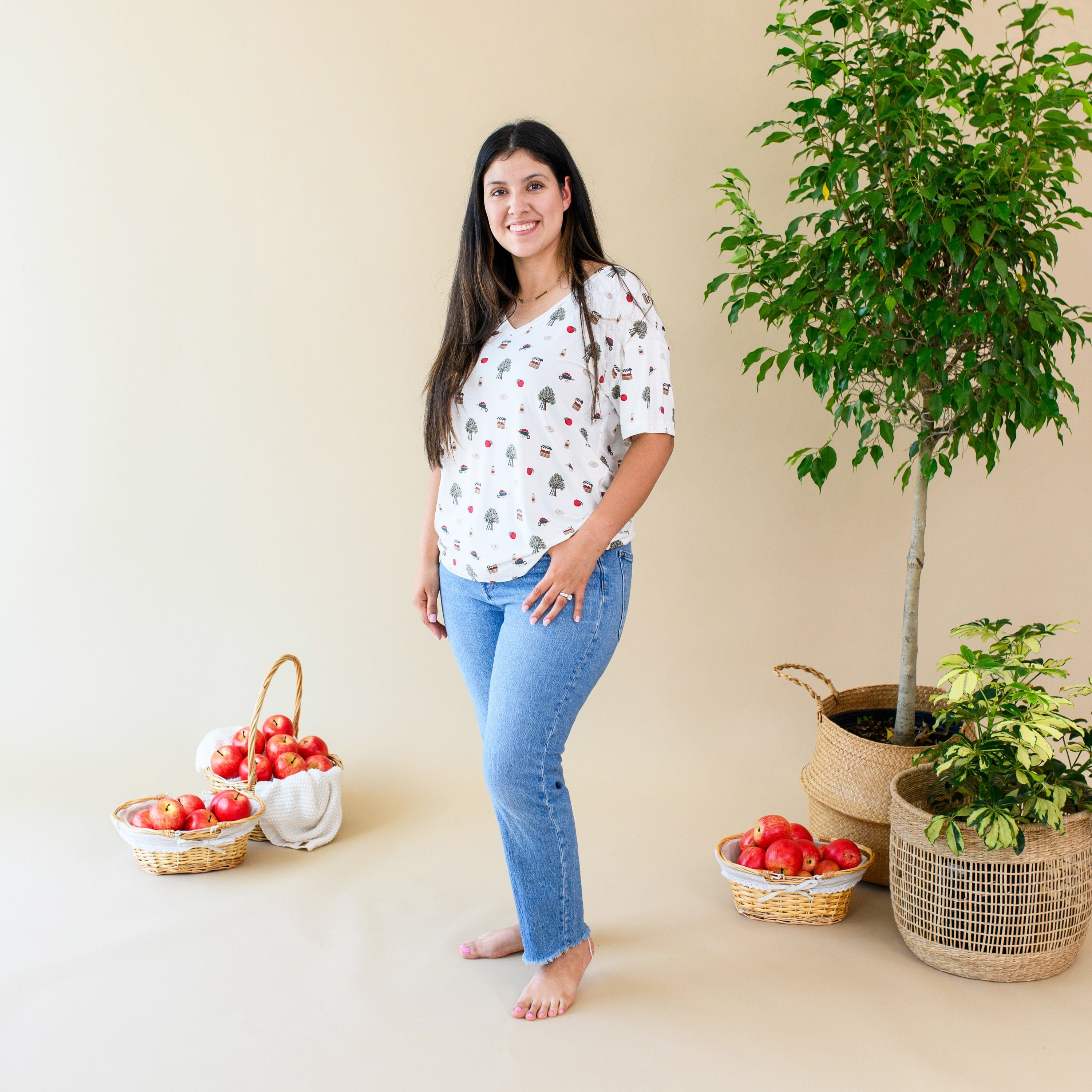 Kyte Baby Women's V-Neck Women’s Relaxed Fit V-Neck in Apple Orchard