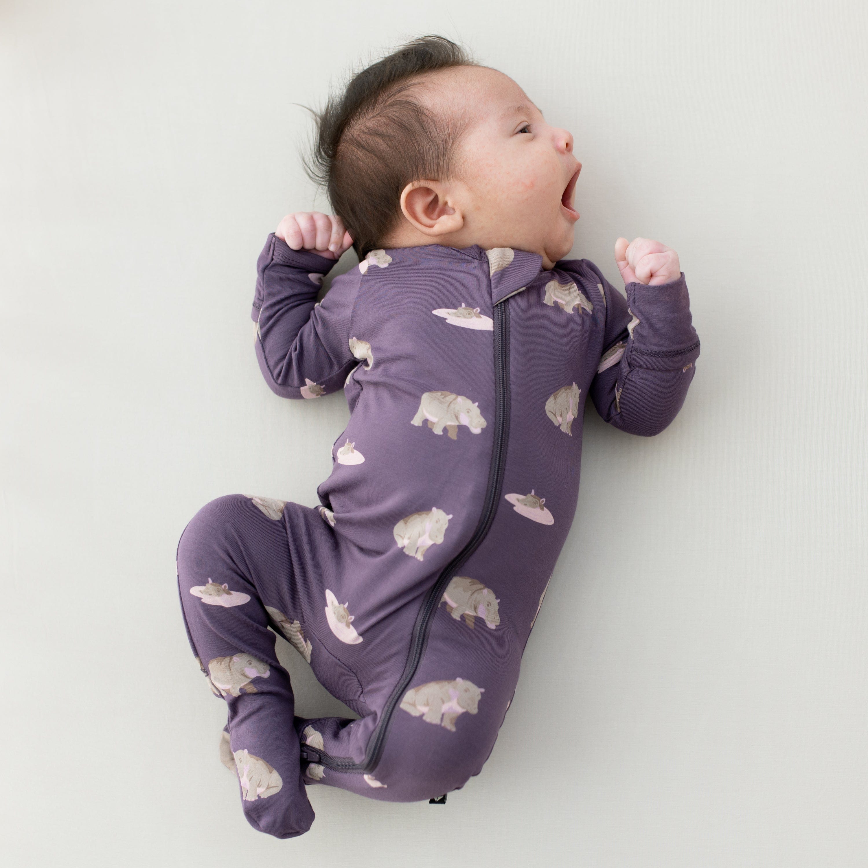 Kyte Baby Zippered Footies Zippered Footie in Baby Hippo