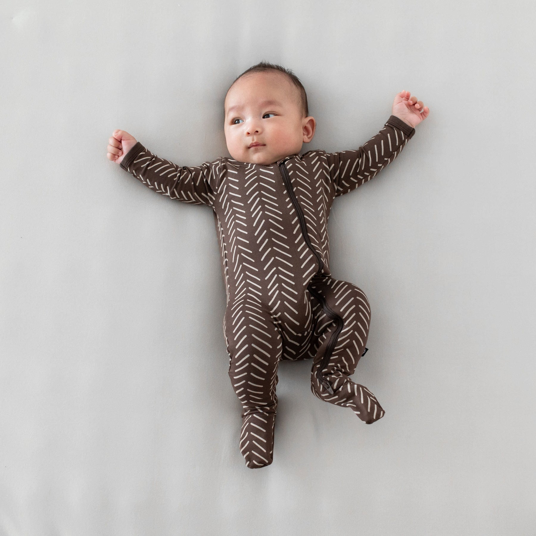 Kyte Baby Zippered Footies Zippered Footie in Espresso Herringbone