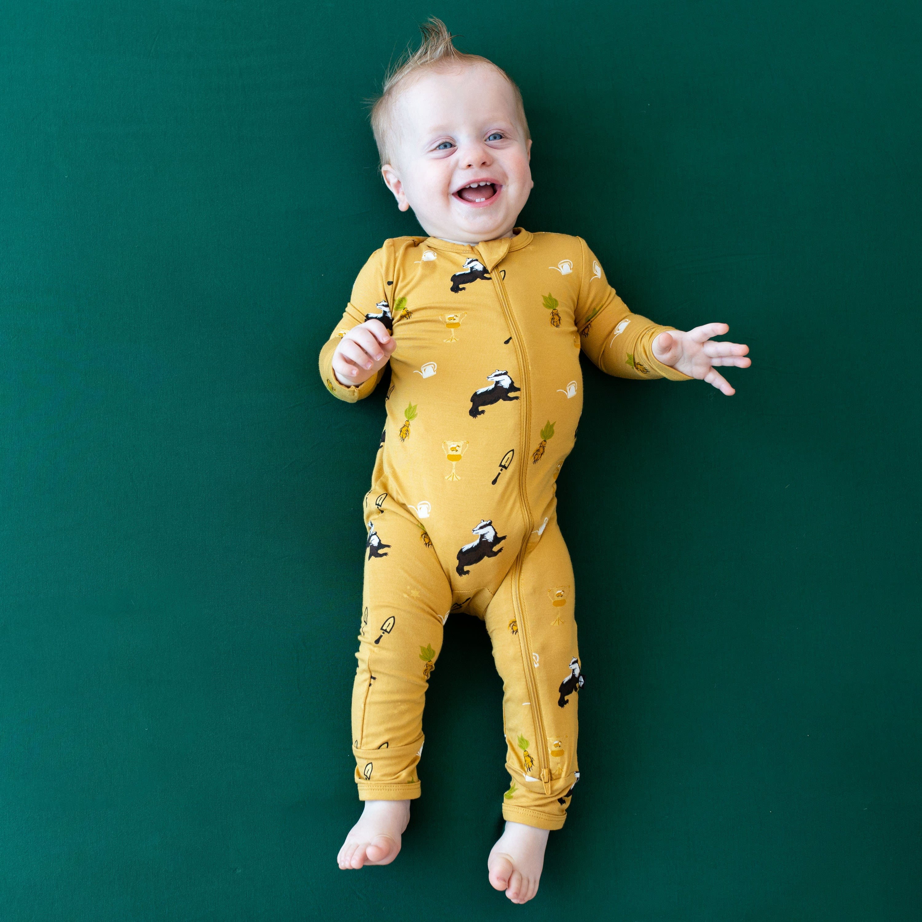 Kyte BABY Zippered Rompers Zippered Romper in Hufflepuff™