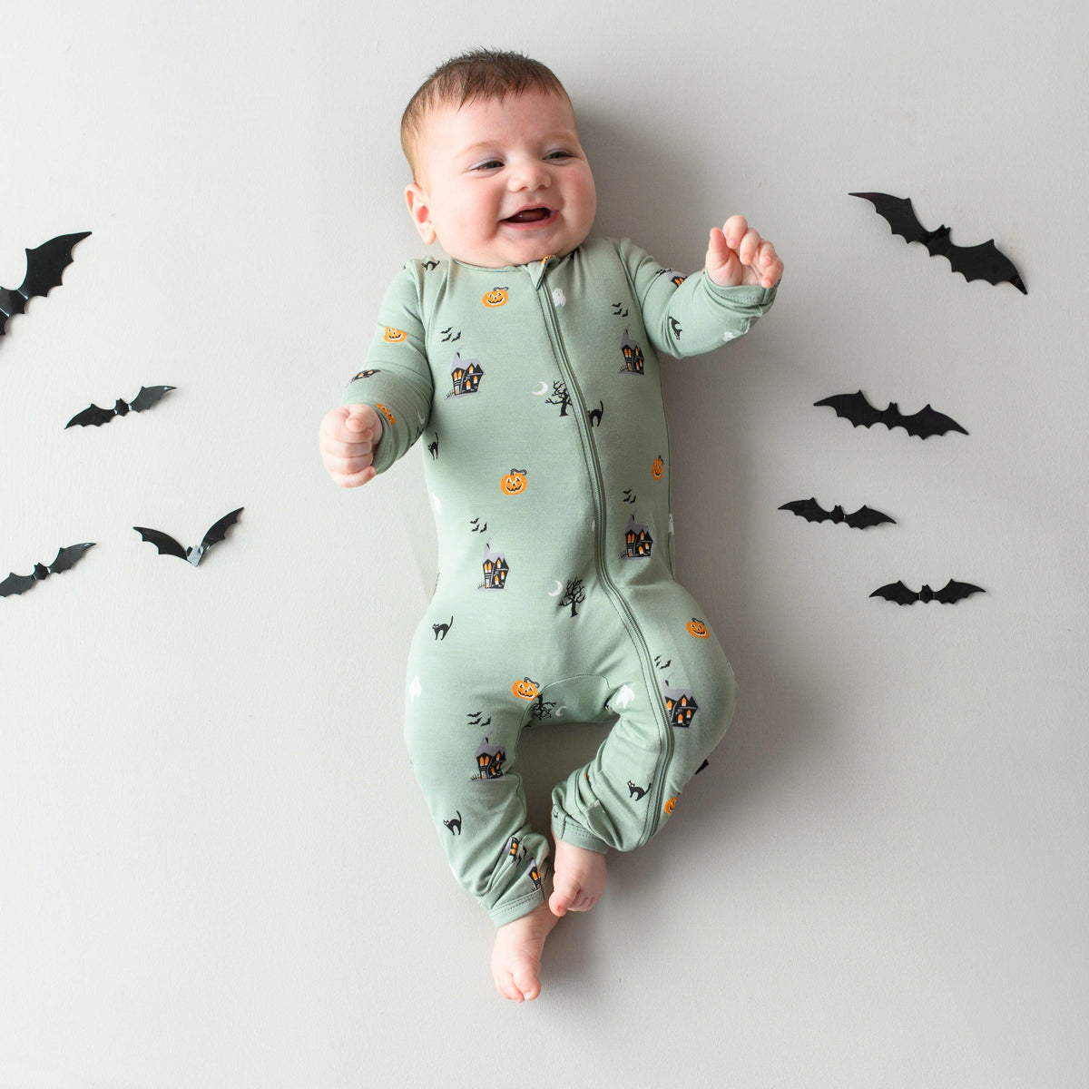 Kyte Baby Zippered Rompers Zippered Romper in Spooky