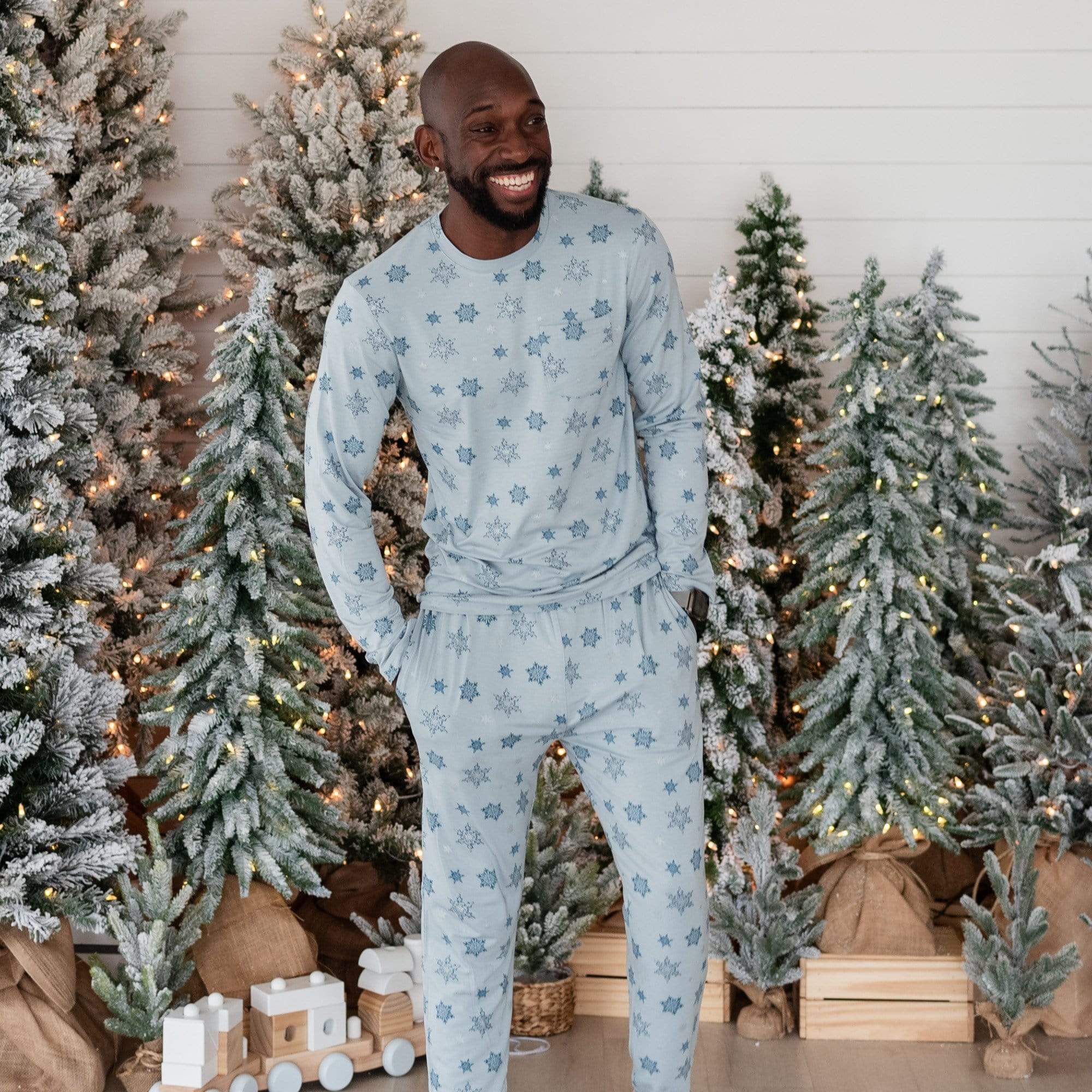 Kyte BABY Men's Jogger Set Men's Jogger Set in Snowflake