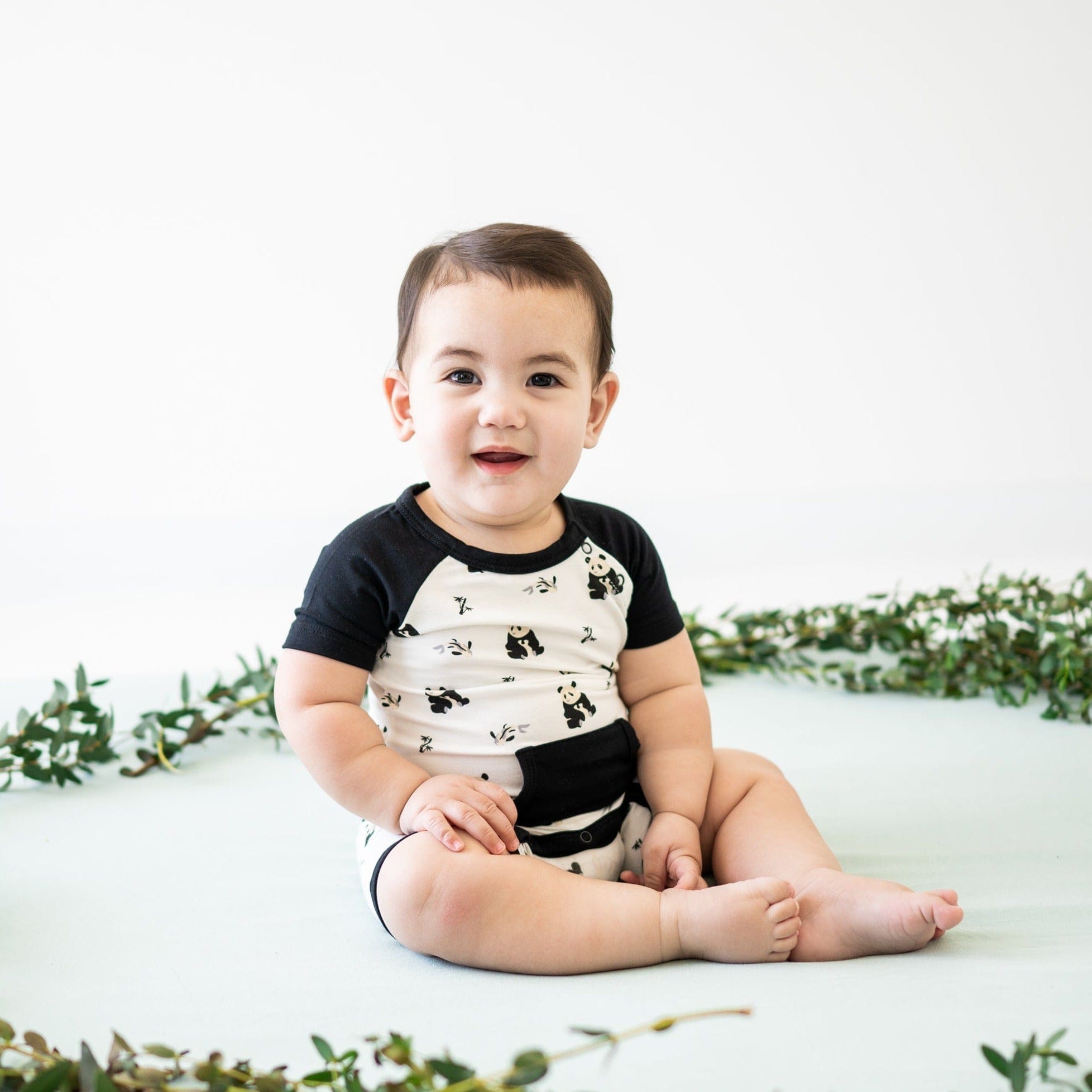 Kyte BABY Short Alls Short All in Black and White Zen