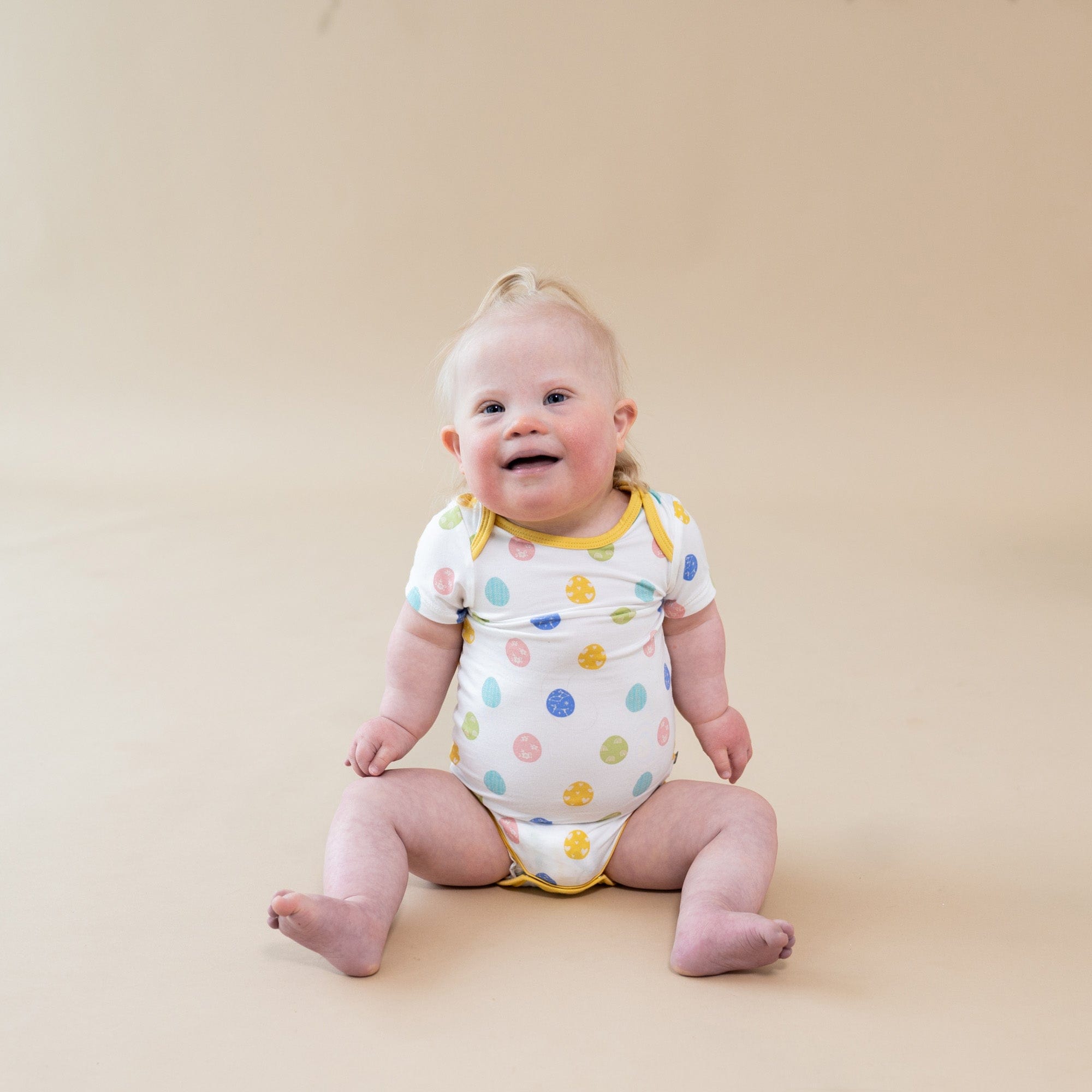 Kyte BABY Short Sleeve Bodysuits Bodysuit in Spring Egg