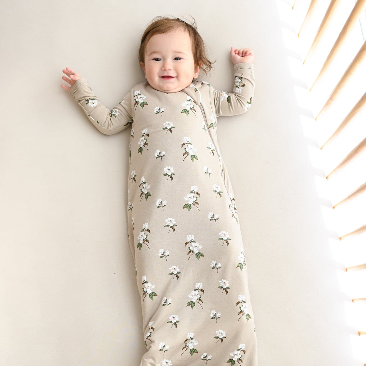 Kyte BABY Sleep Bag 1.0 Tog Sleep Bag in Small Magnolia on Khaki 1.0